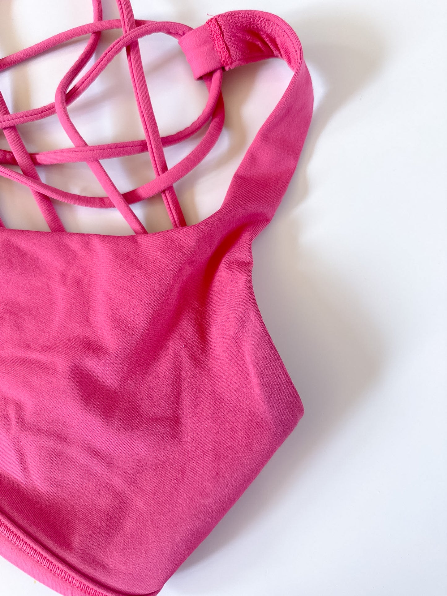Size 6 Lipgloss Free To Be Wild Bra description