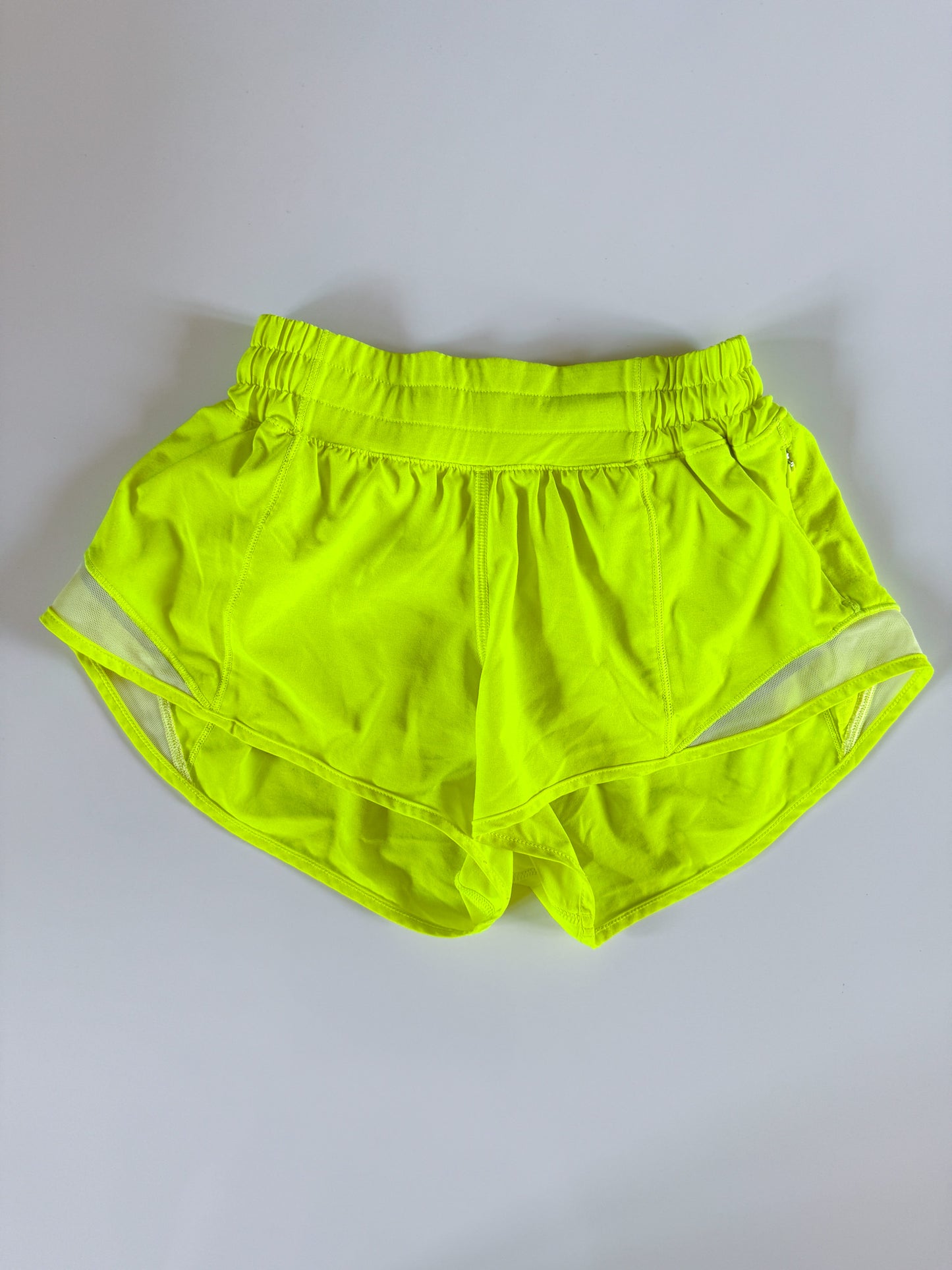 Size 0 Highlight Yellow Hotty Hot 2.5"
