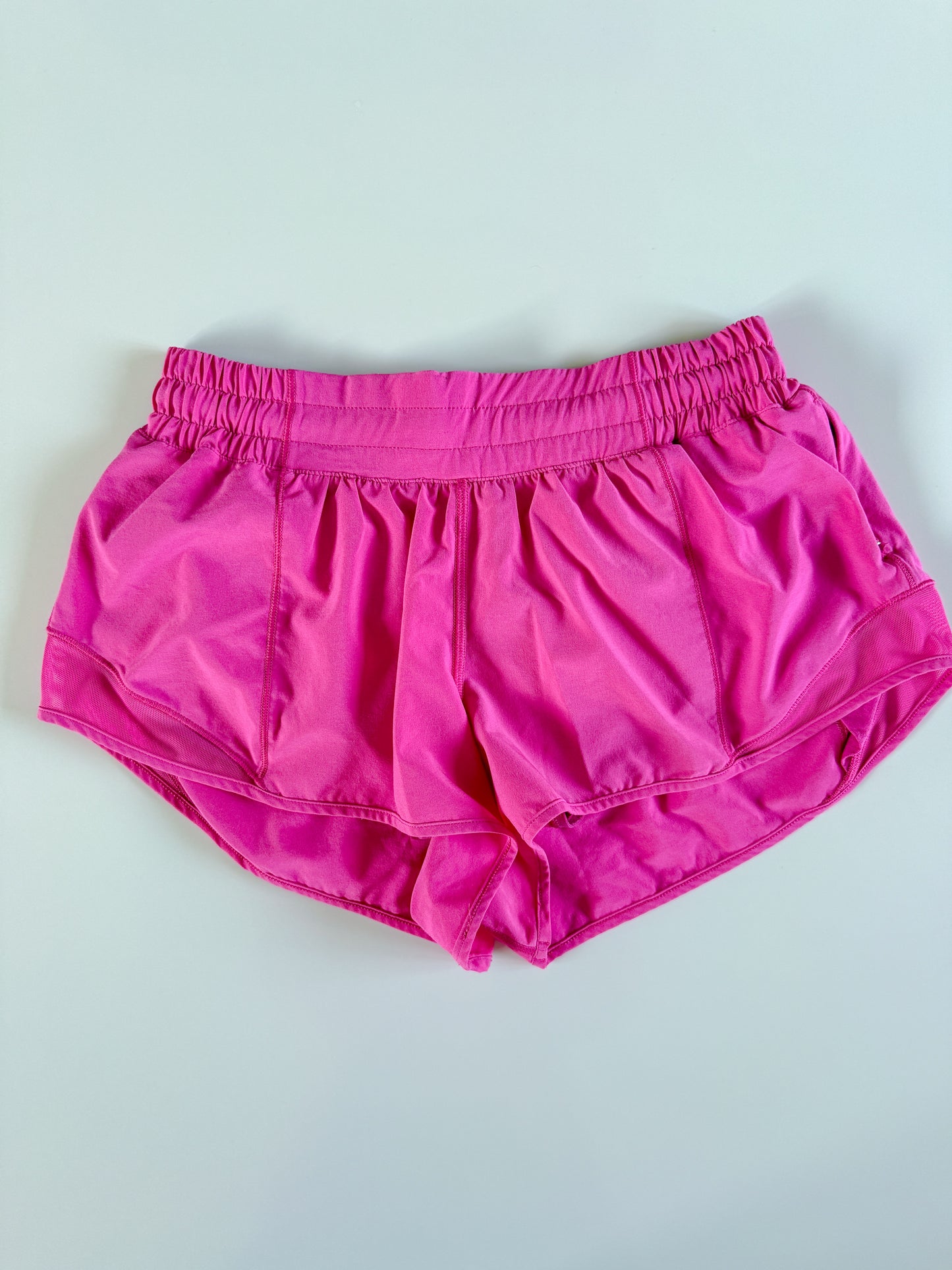 Size 2 Sonic Pink Hotty Hot 2.5" no liner!!