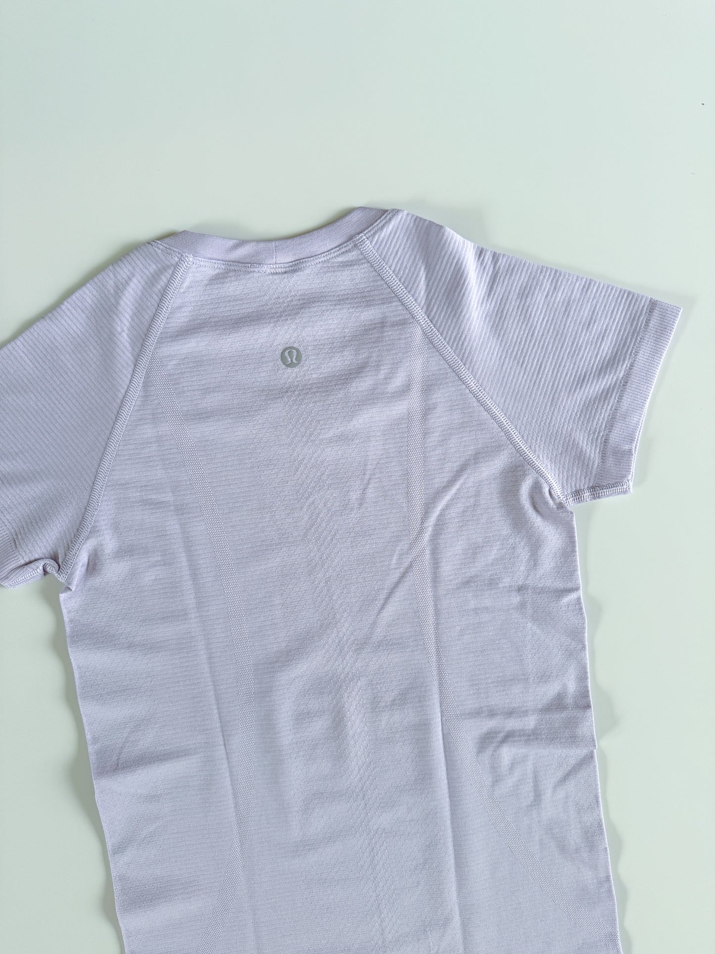 Size 2 Lilac Smoke Swiftly Tech Short Sleeve 2.0