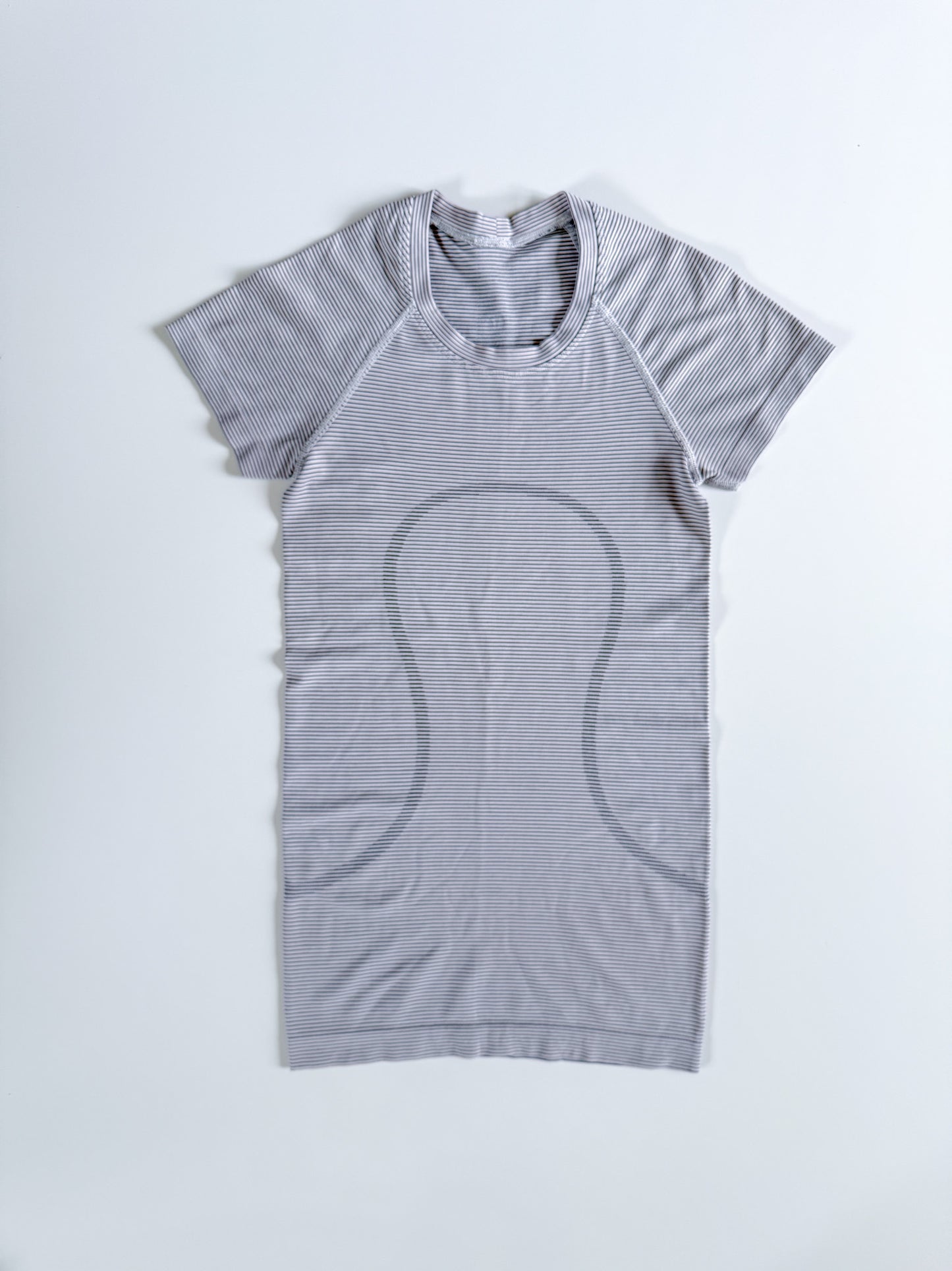 Size 6 Striped Swiftly Tech Short Sleeve 2.0