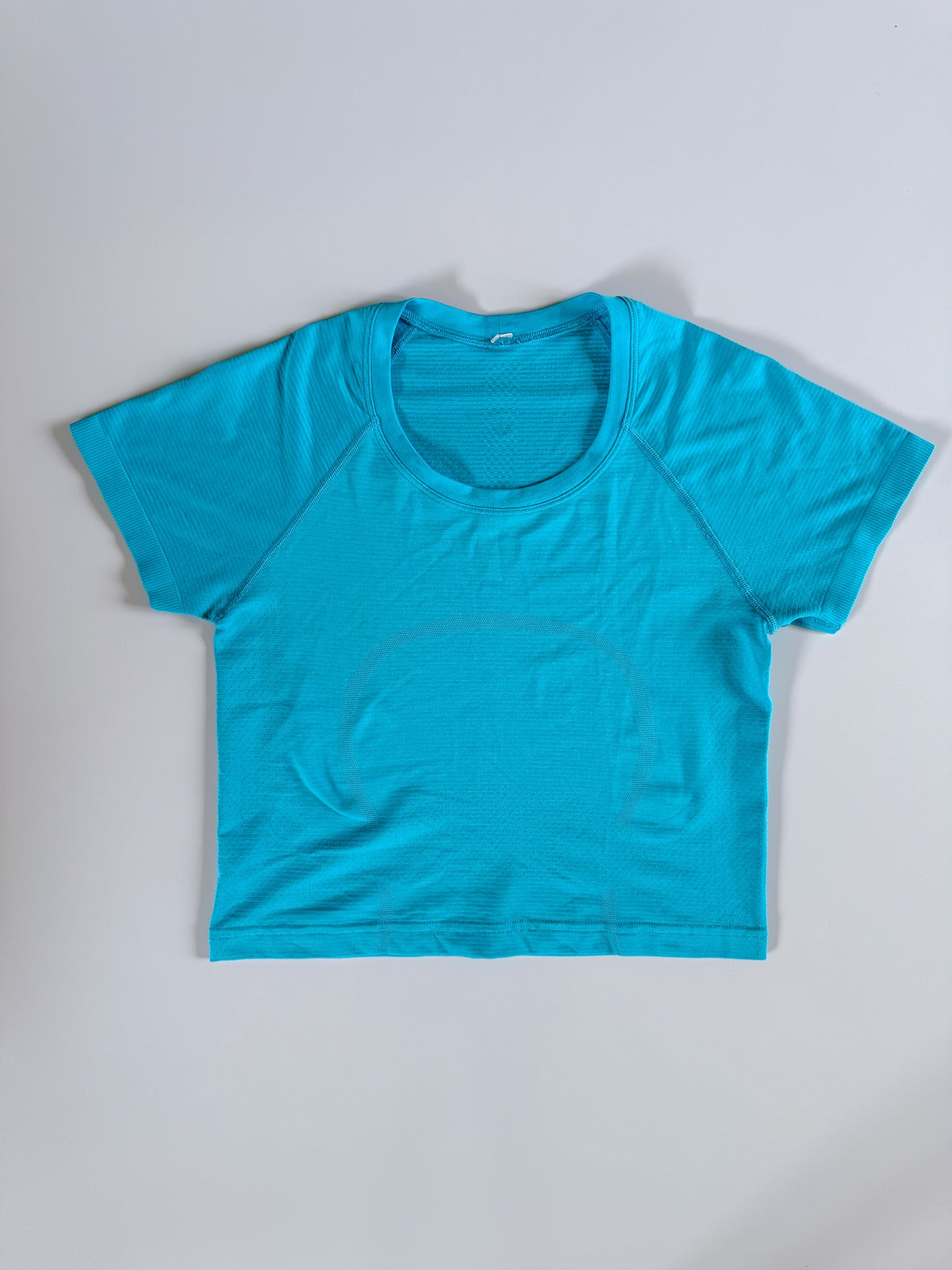 Size 8 RARE Electric Turquoise Swiftly Tech Short Sleeve 2.0 *crop