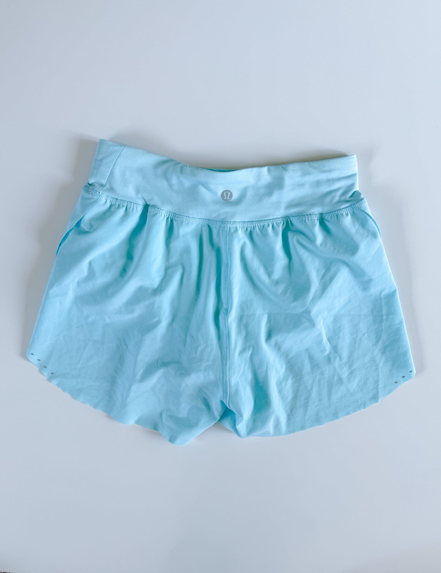 Size 2 Icing Blue Find Your Pace Short