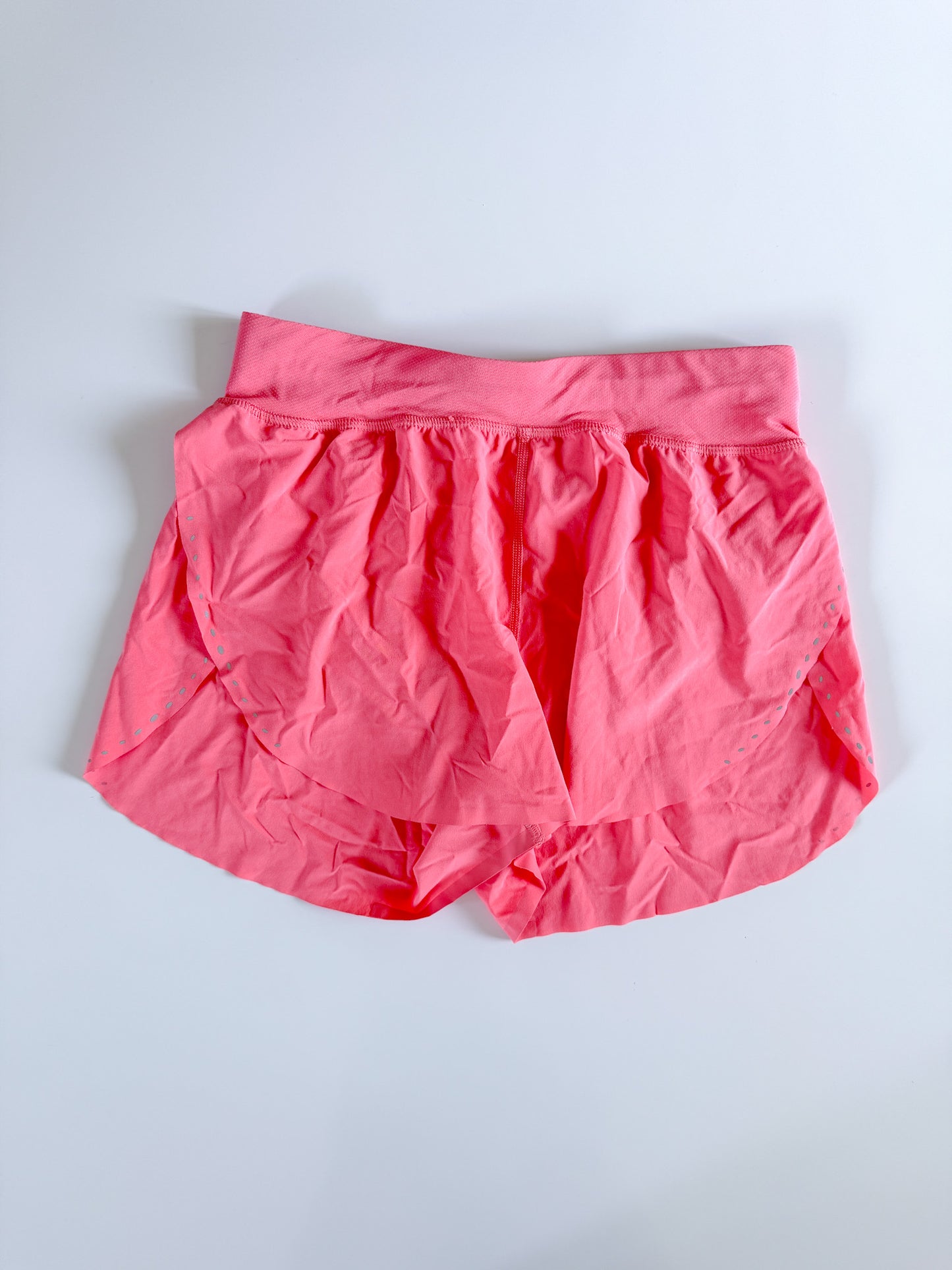 Size 8 Raspberry Cream Find Your Pace Short 3"