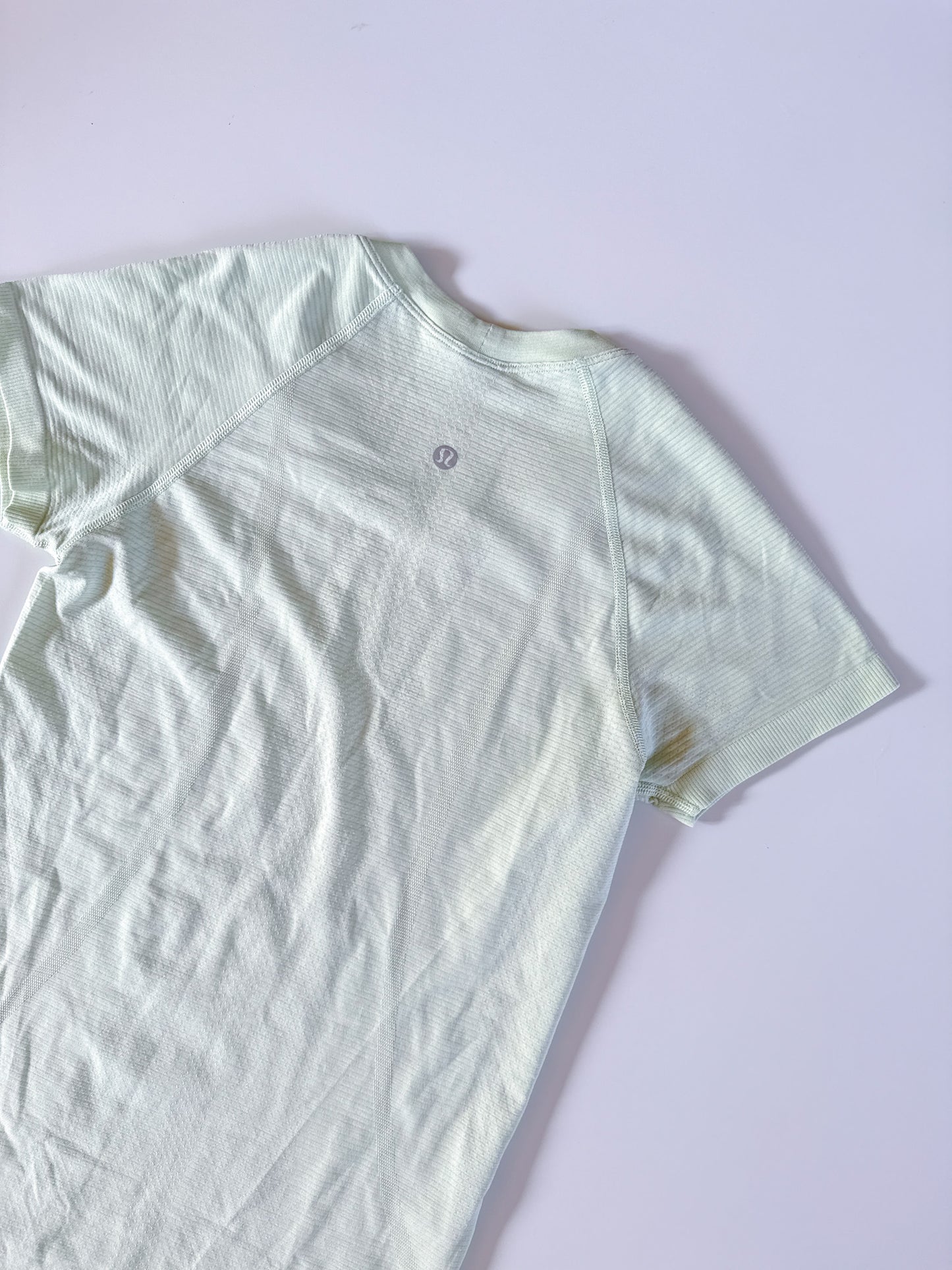 Size 4 Creamy Mint Swiftly Tech Short Sleeve 2.0