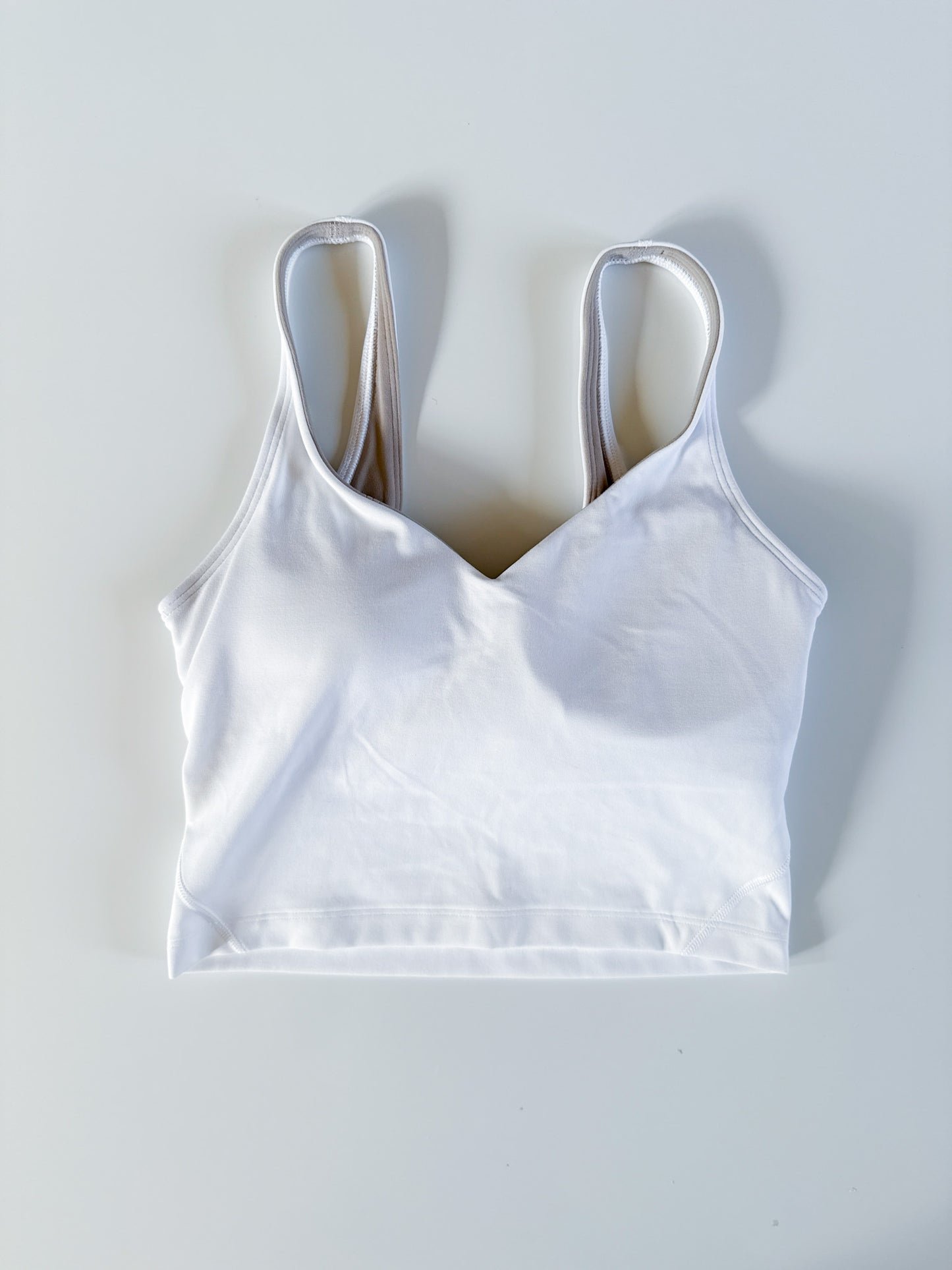 Size 4 White Align Tank flaw