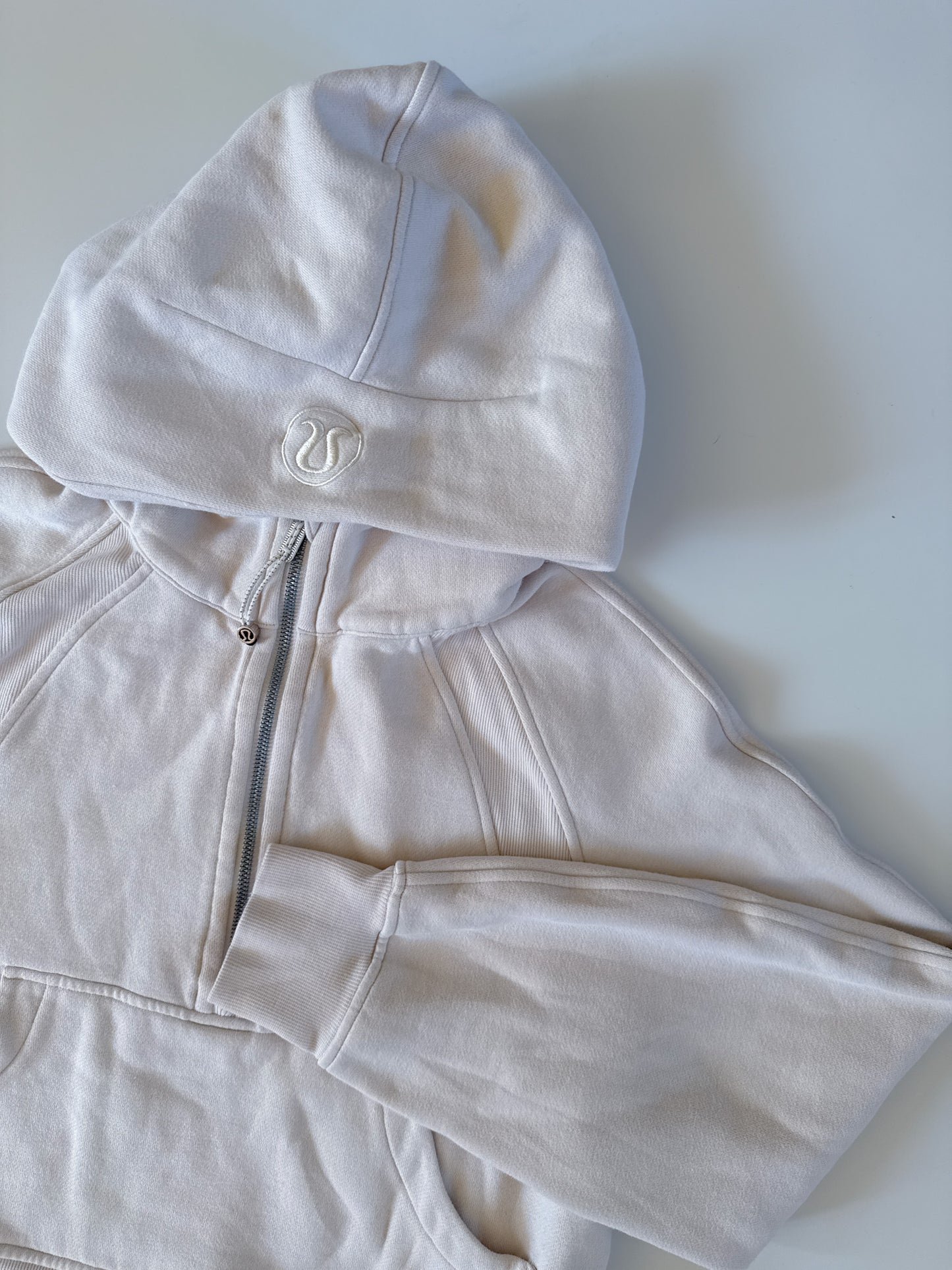 XS/S RARE White Opal Half-Zip Scuba