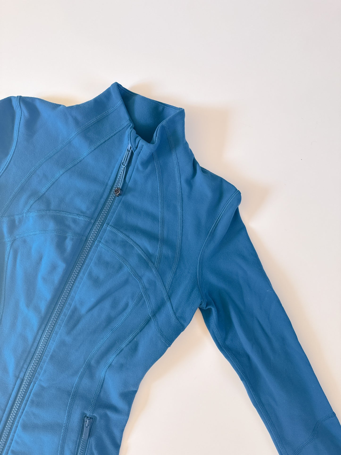 Size 2 RARE Capri Define Jacket