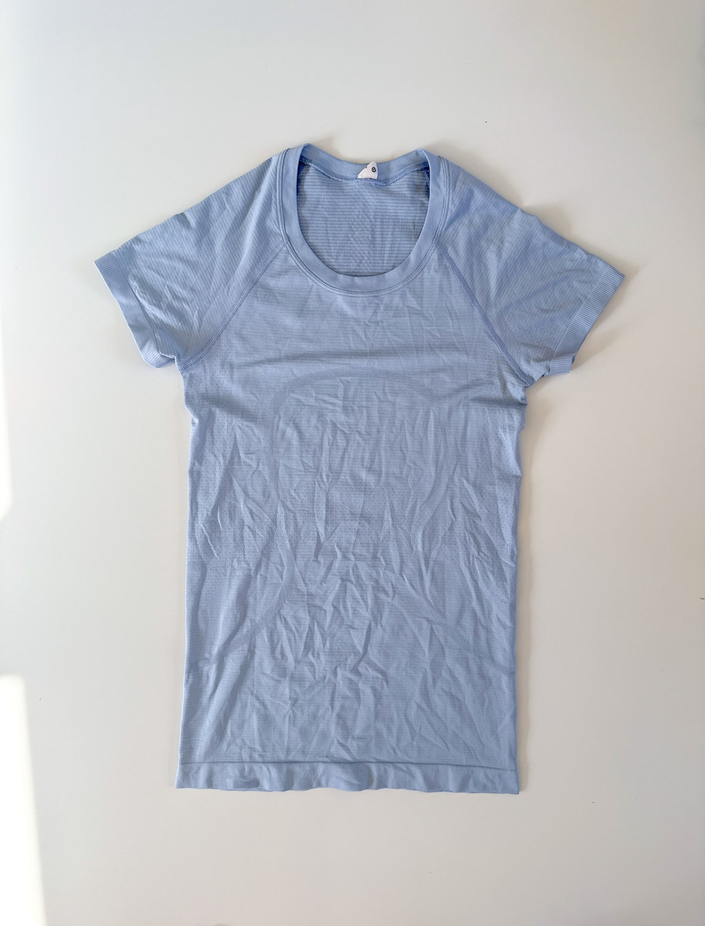 Size 4 Blue Linen Swiftly Tech Short Sleeve 2.0