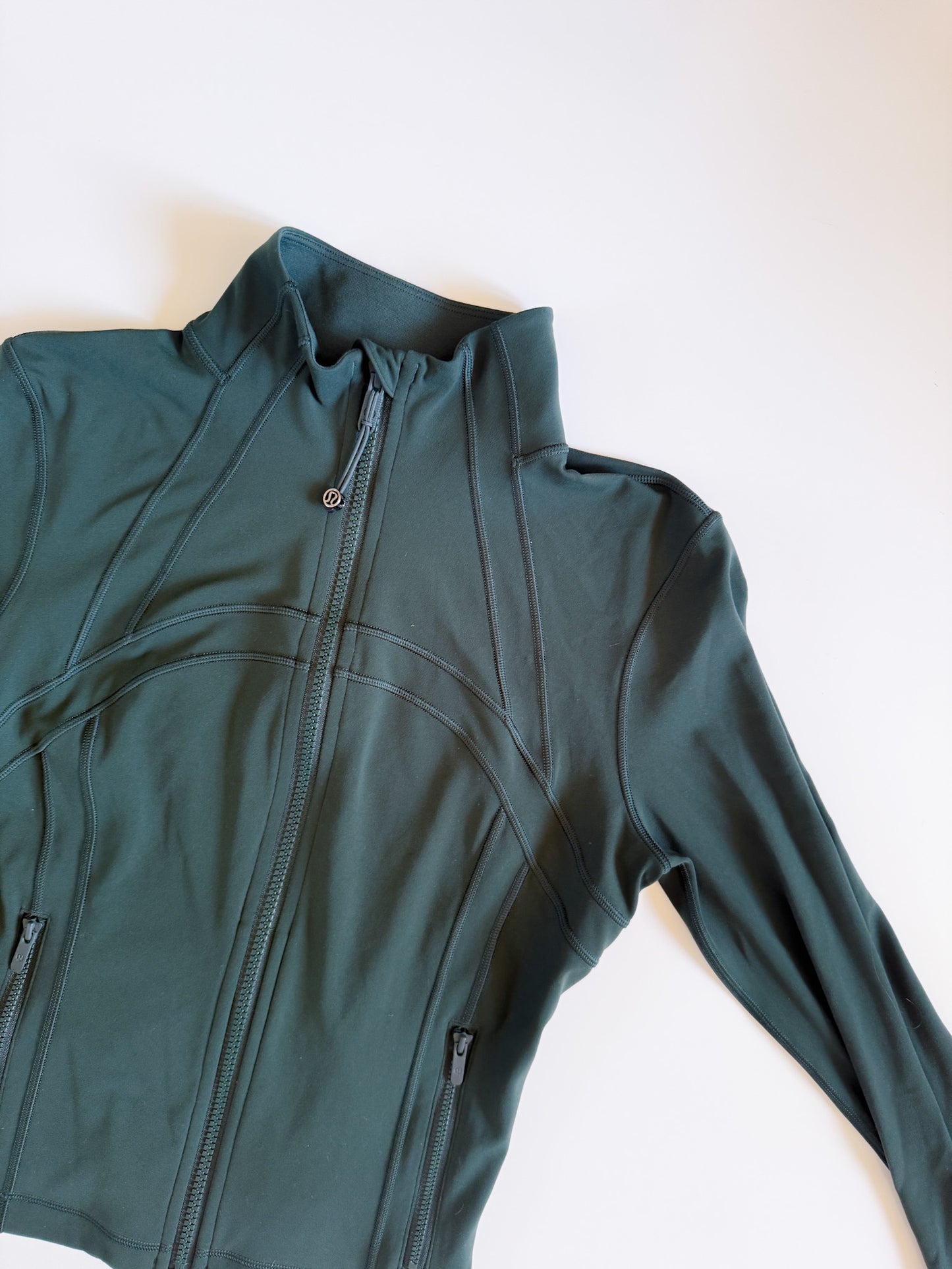 Size 6 Rainforest Green Define Cropped Jacket *Nulu