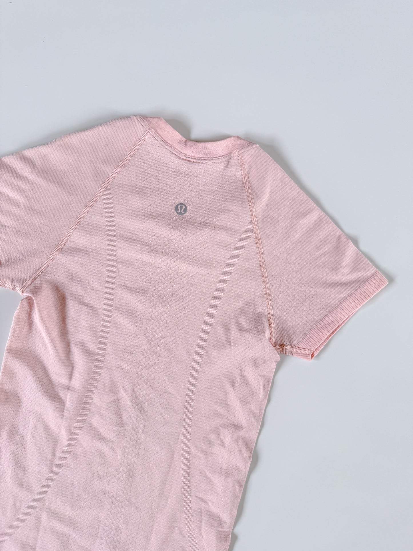 Size 0 Dew Pink Swiftly Tech Short Sleeve 2.0