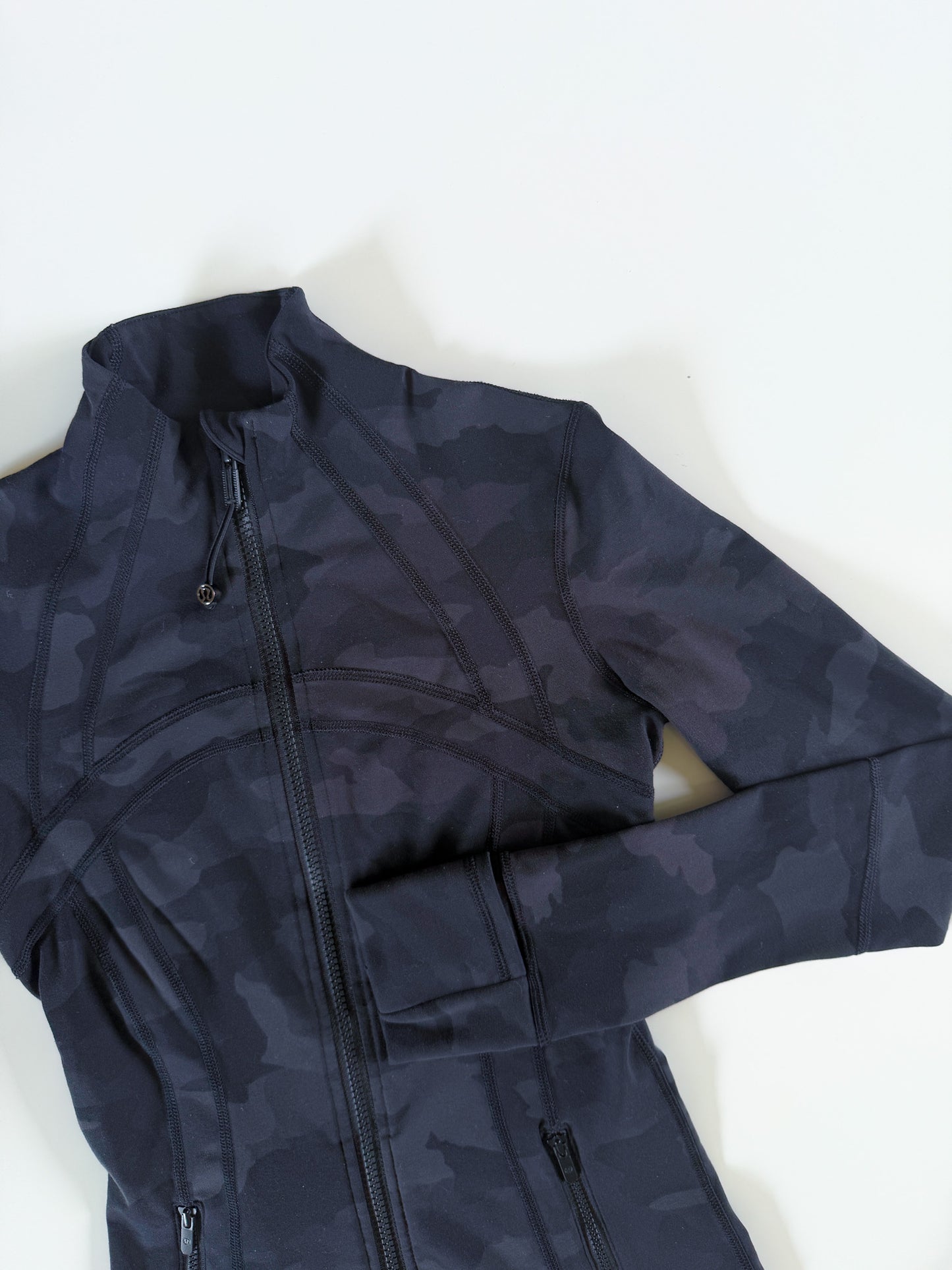 Size 2 Black Camo Define Jacket