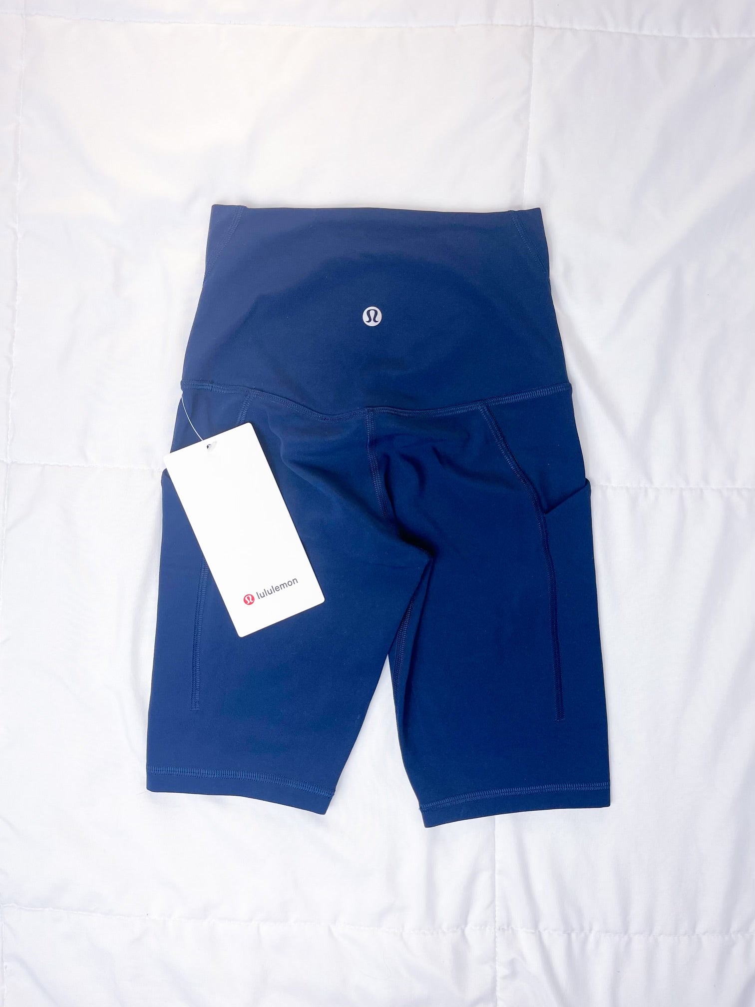 Lululemon align with pockets good 8