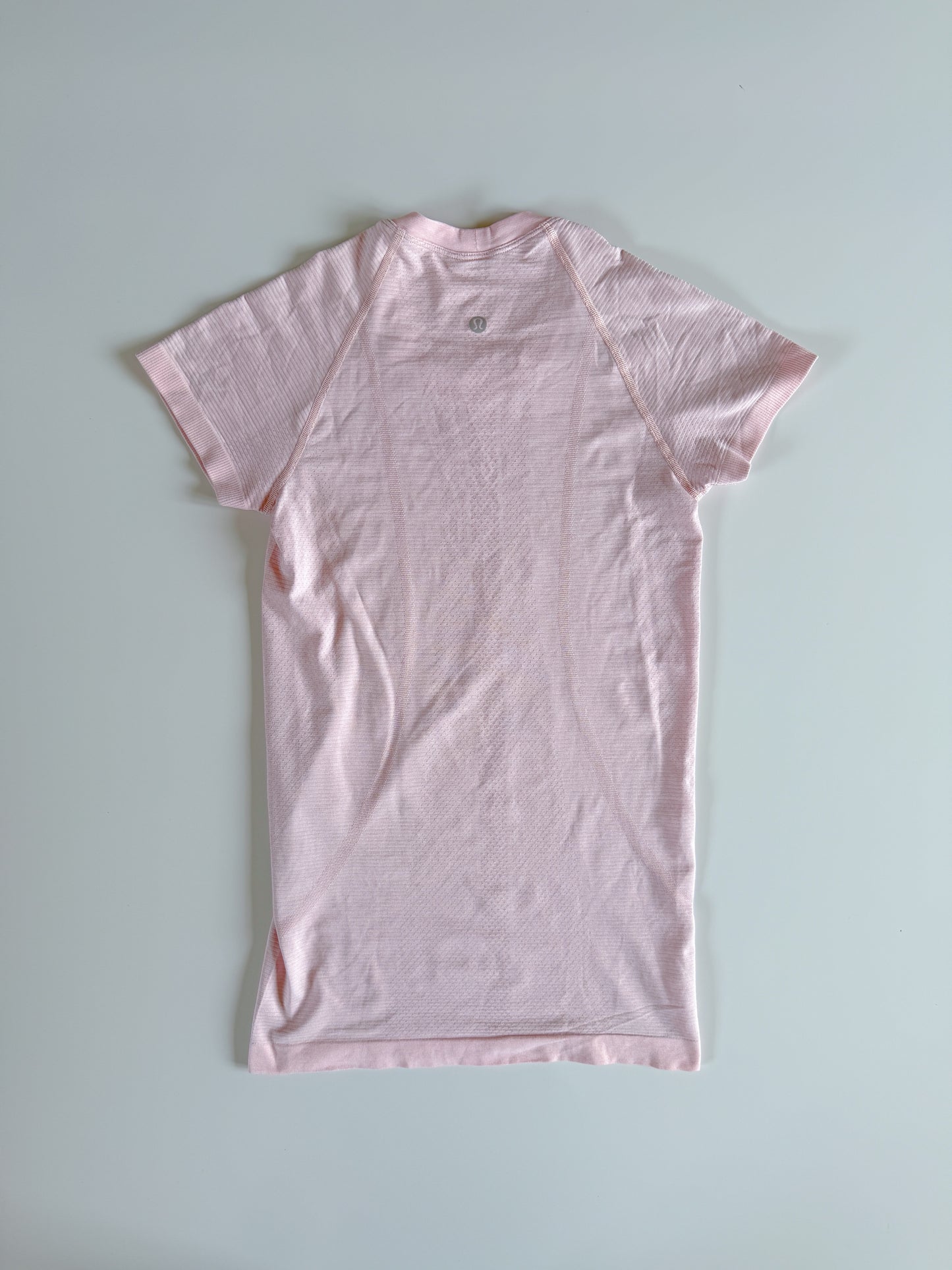 Size 0,4 RARE Strawberry Milkshake Swiftly Tech Short Sleeve 2.0