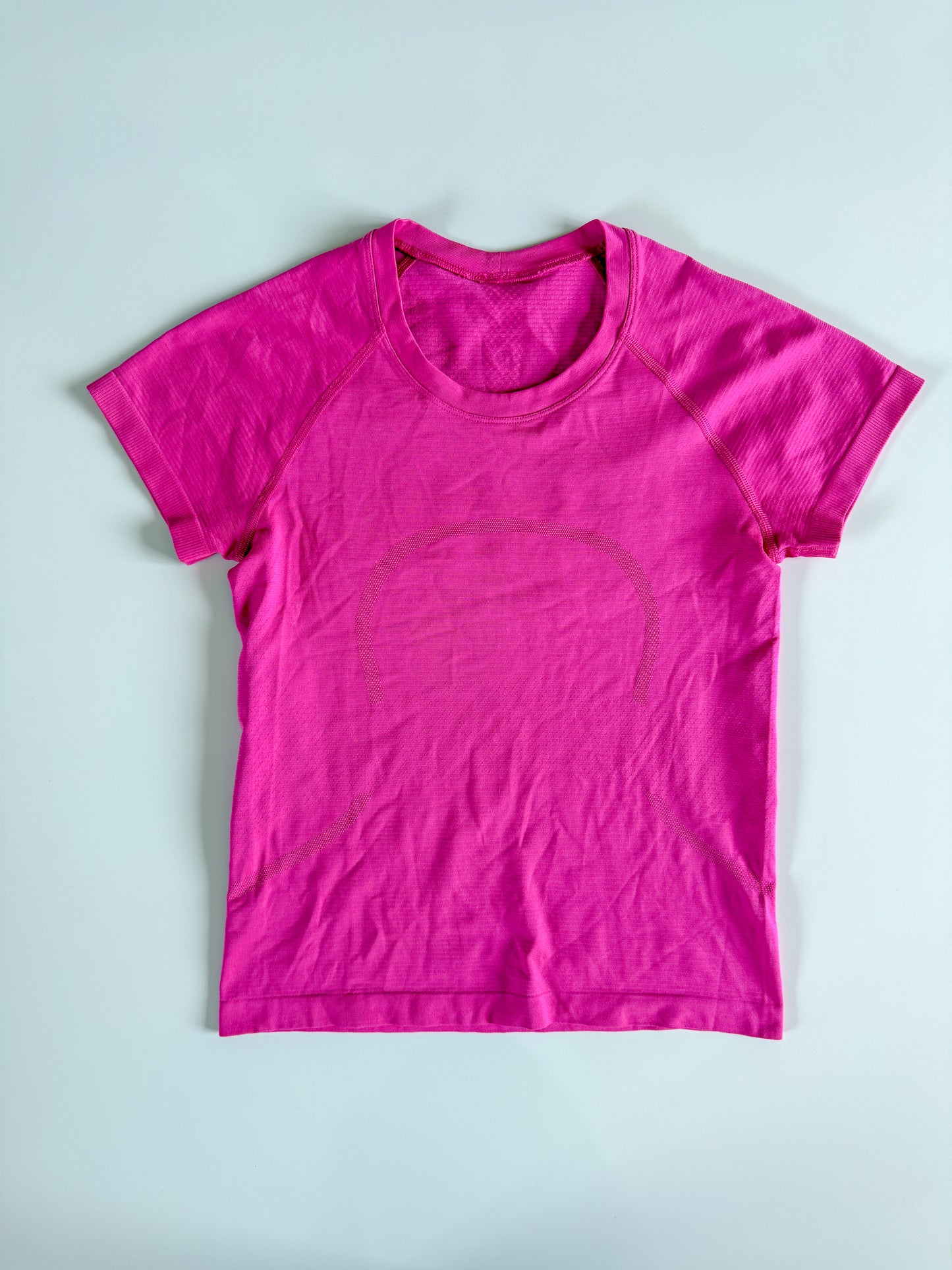 Size 10 Sonic Pink Swiftly Tech Short Sleeve 2.0 *race