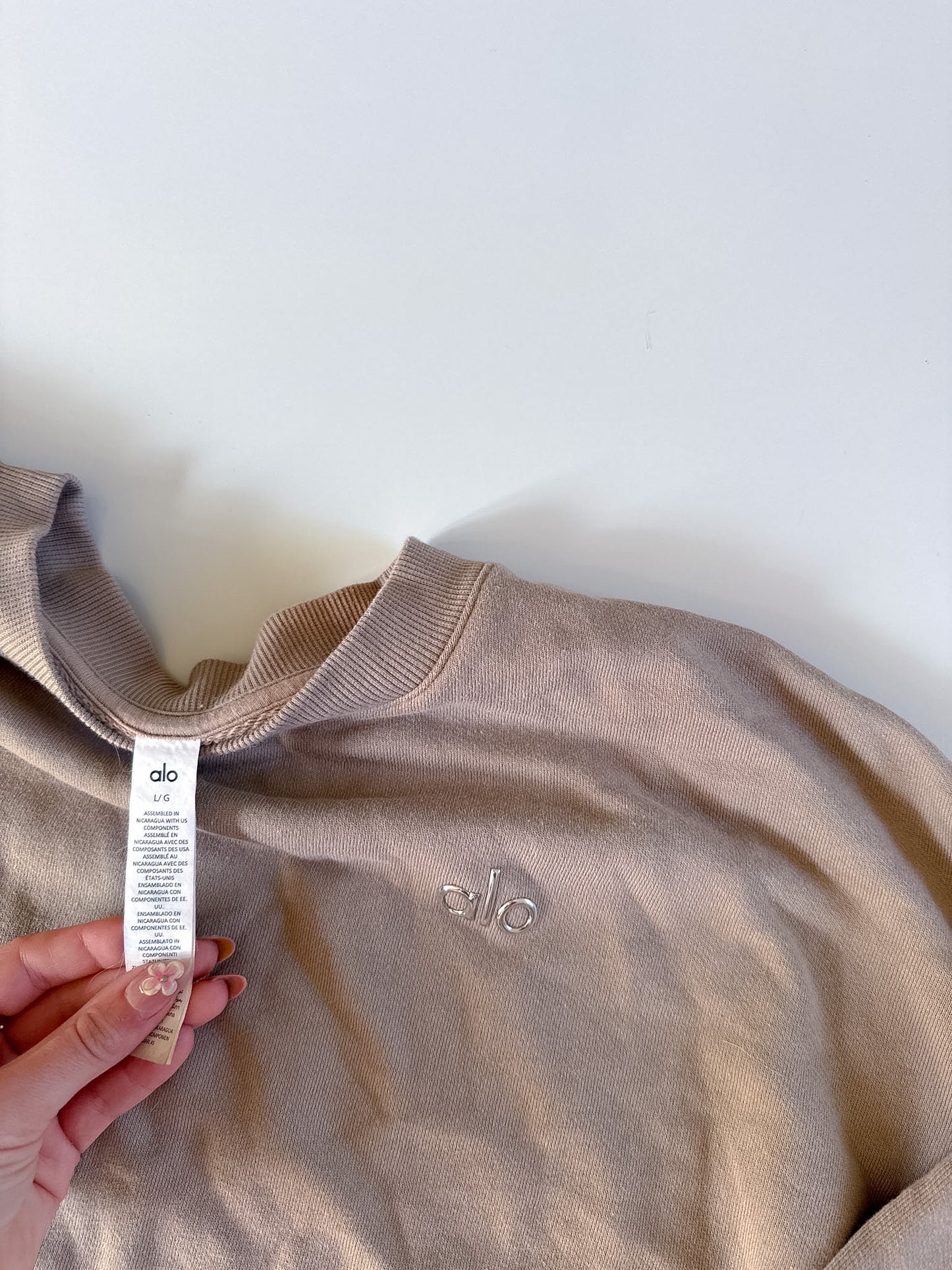 Size Large Brown Alo Accolade Crewneck