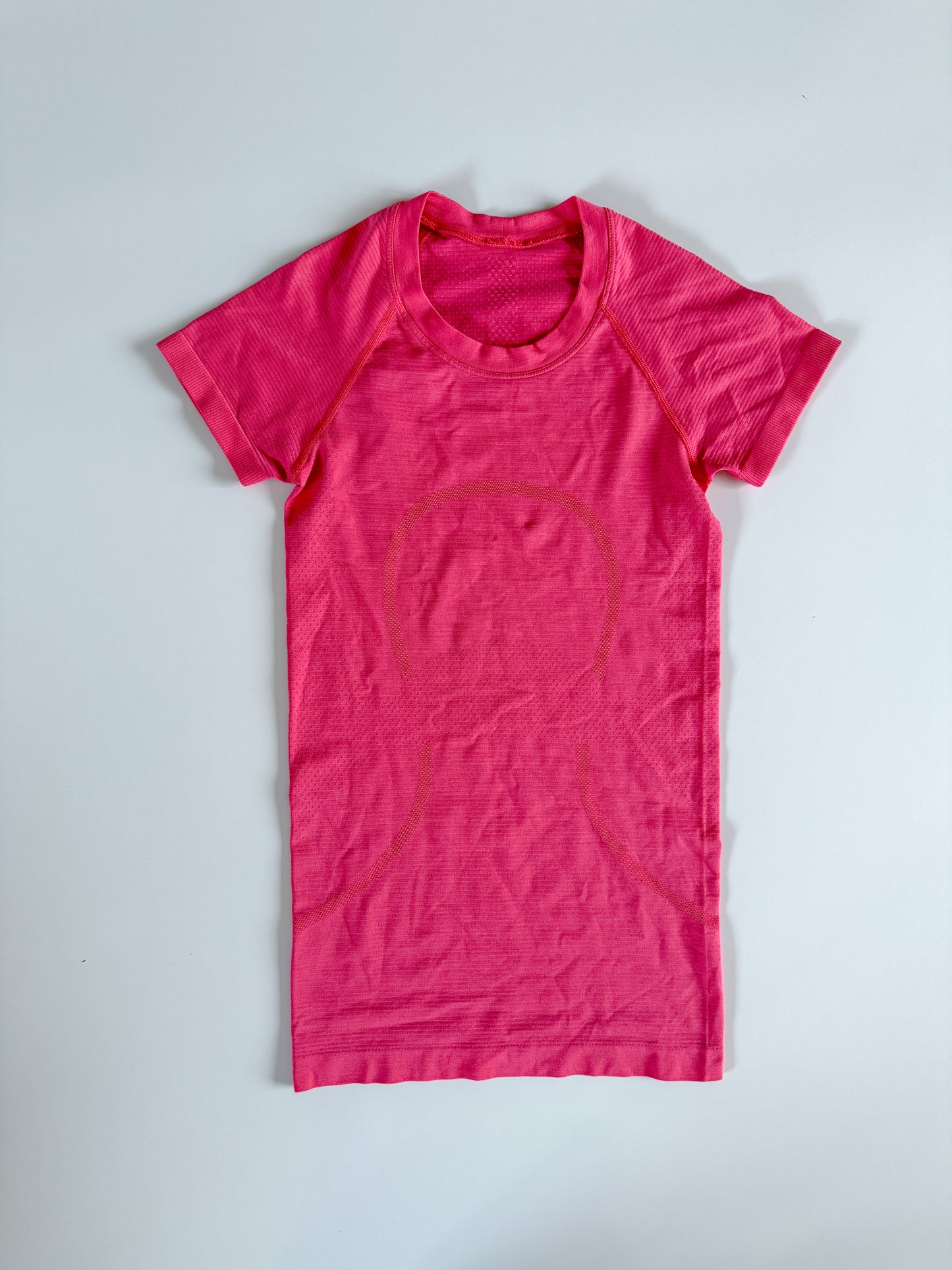 Size 8 Lipgloss Swiftly Tech Short Sleeve 2.0