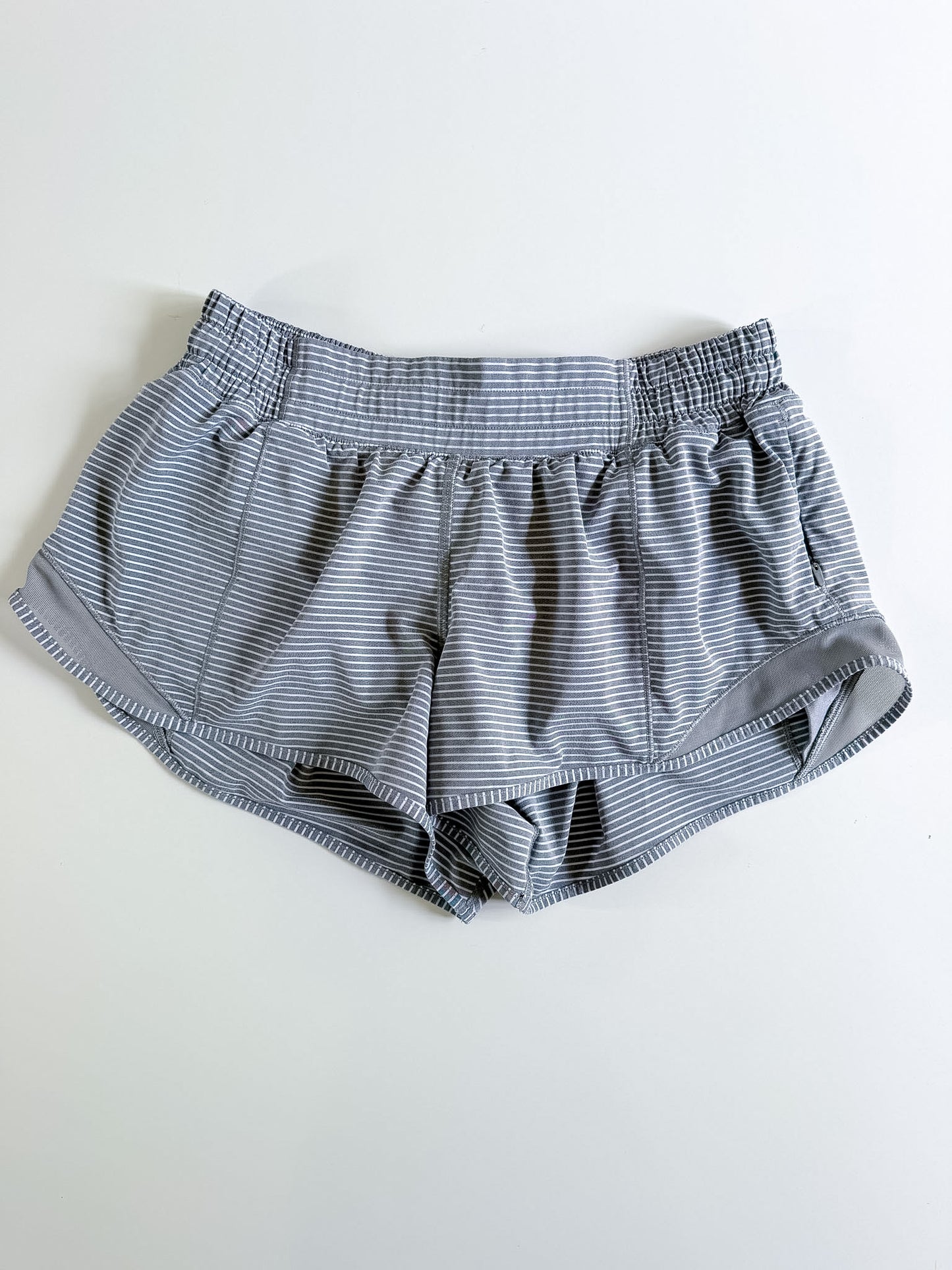 Size 8 RARE Striped Hotty Hot 2.5"