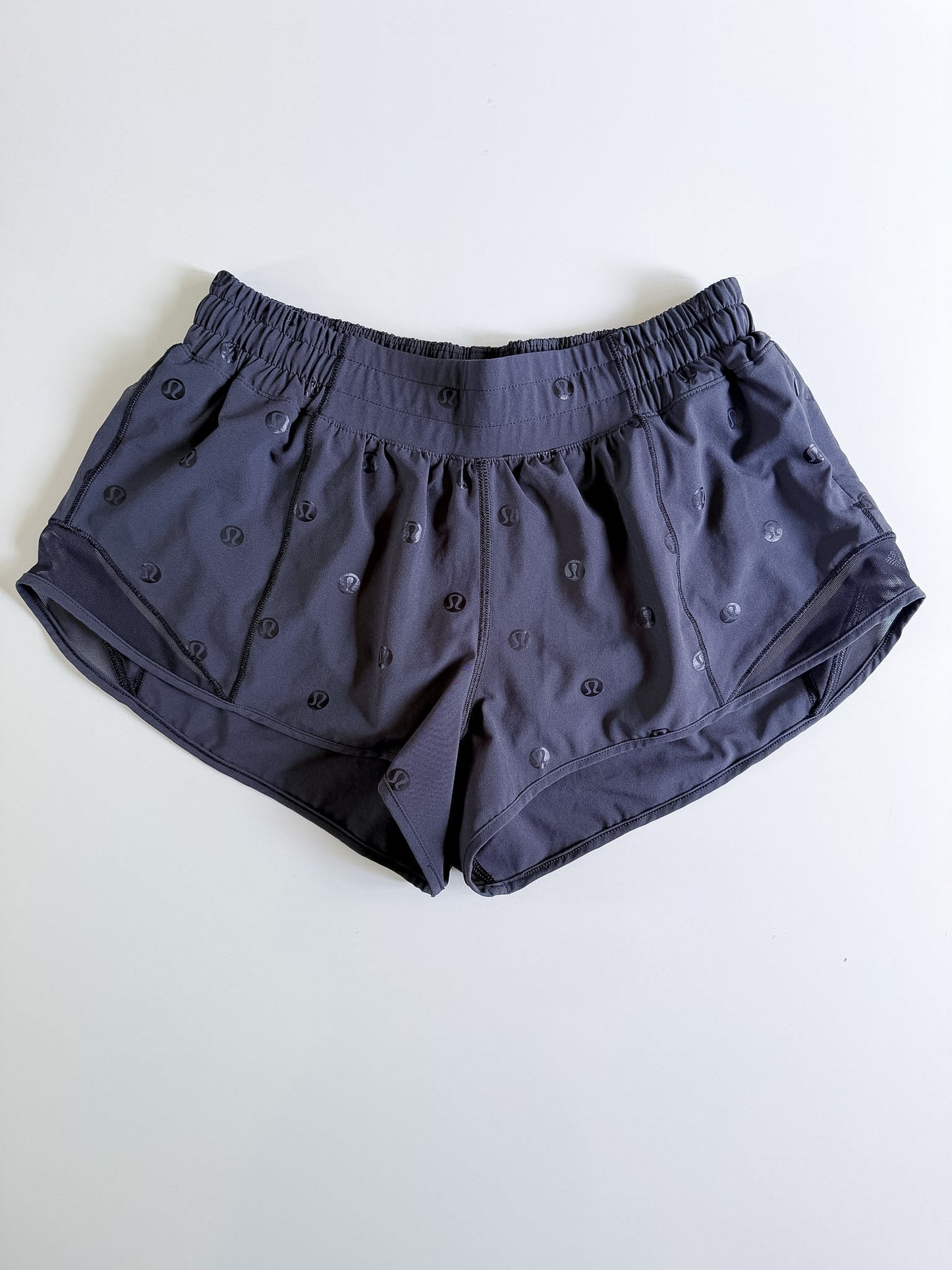 Size 8 RARE Black Logo Hotty Hot 2.5"