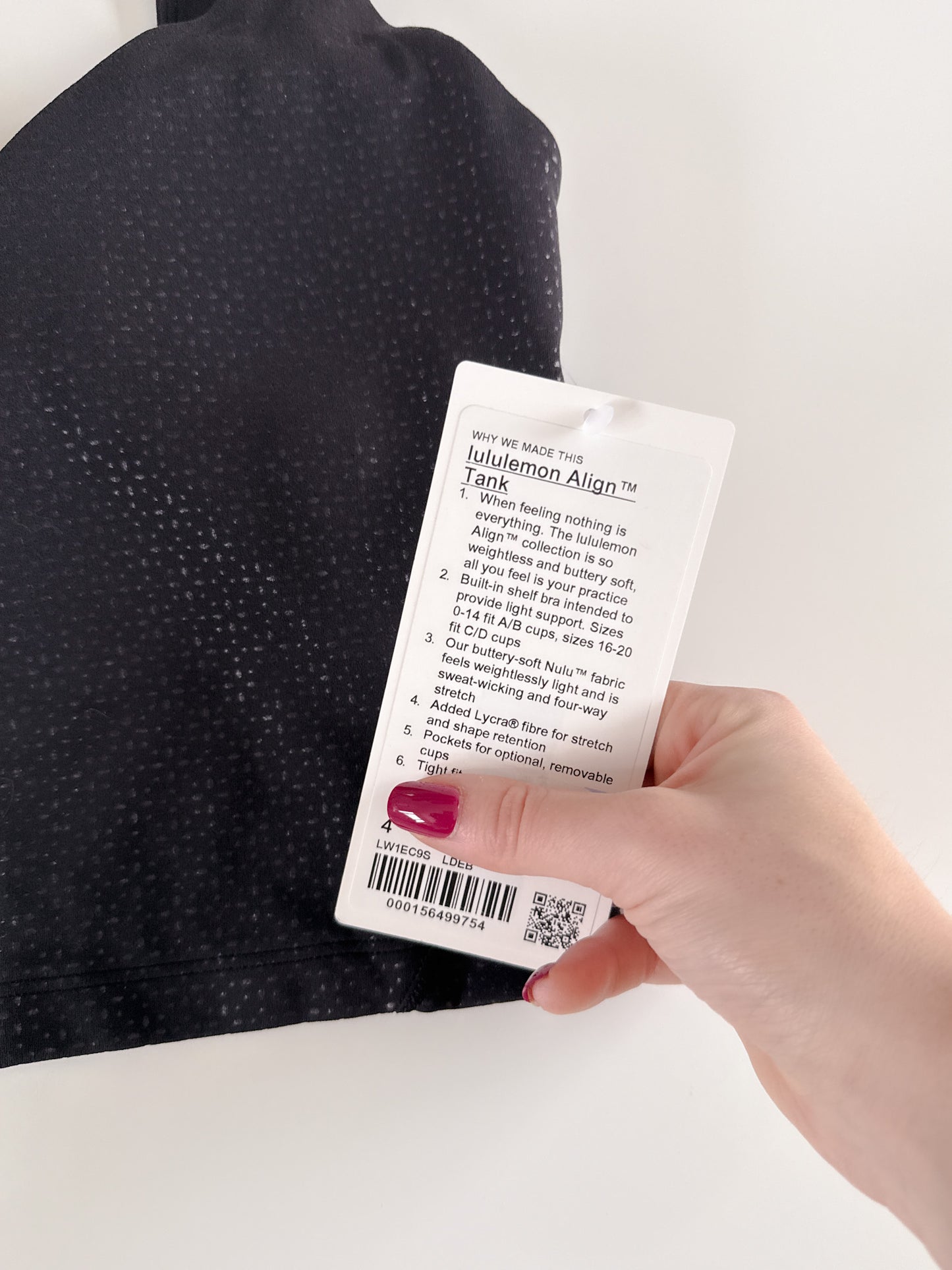 Size 4 NWT Lace Dot Emboss Black Align Tank