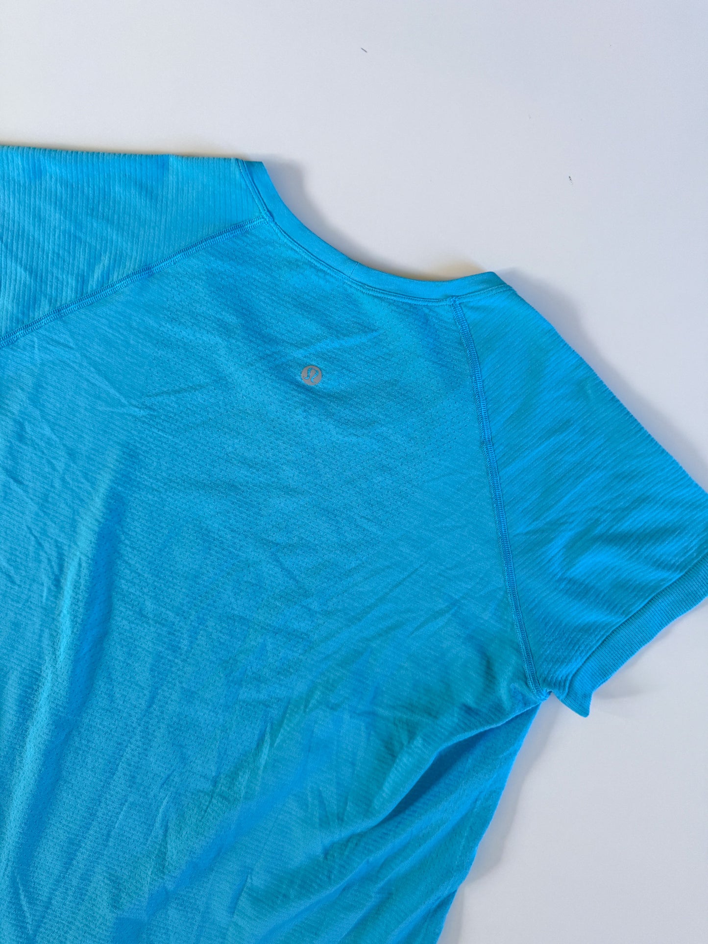 Size 12 RARE Electric Turqoise Swiftly Tech Short Sleeve race
