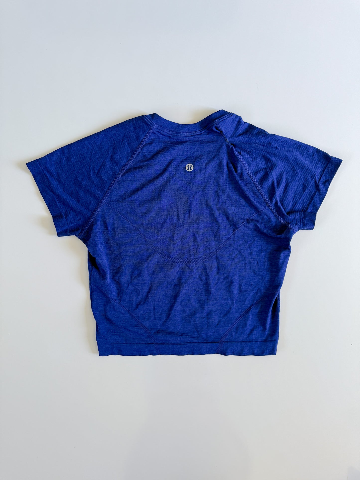 Size 6 Royal Blue Swiftly Tech Short Sleeve crop flaw