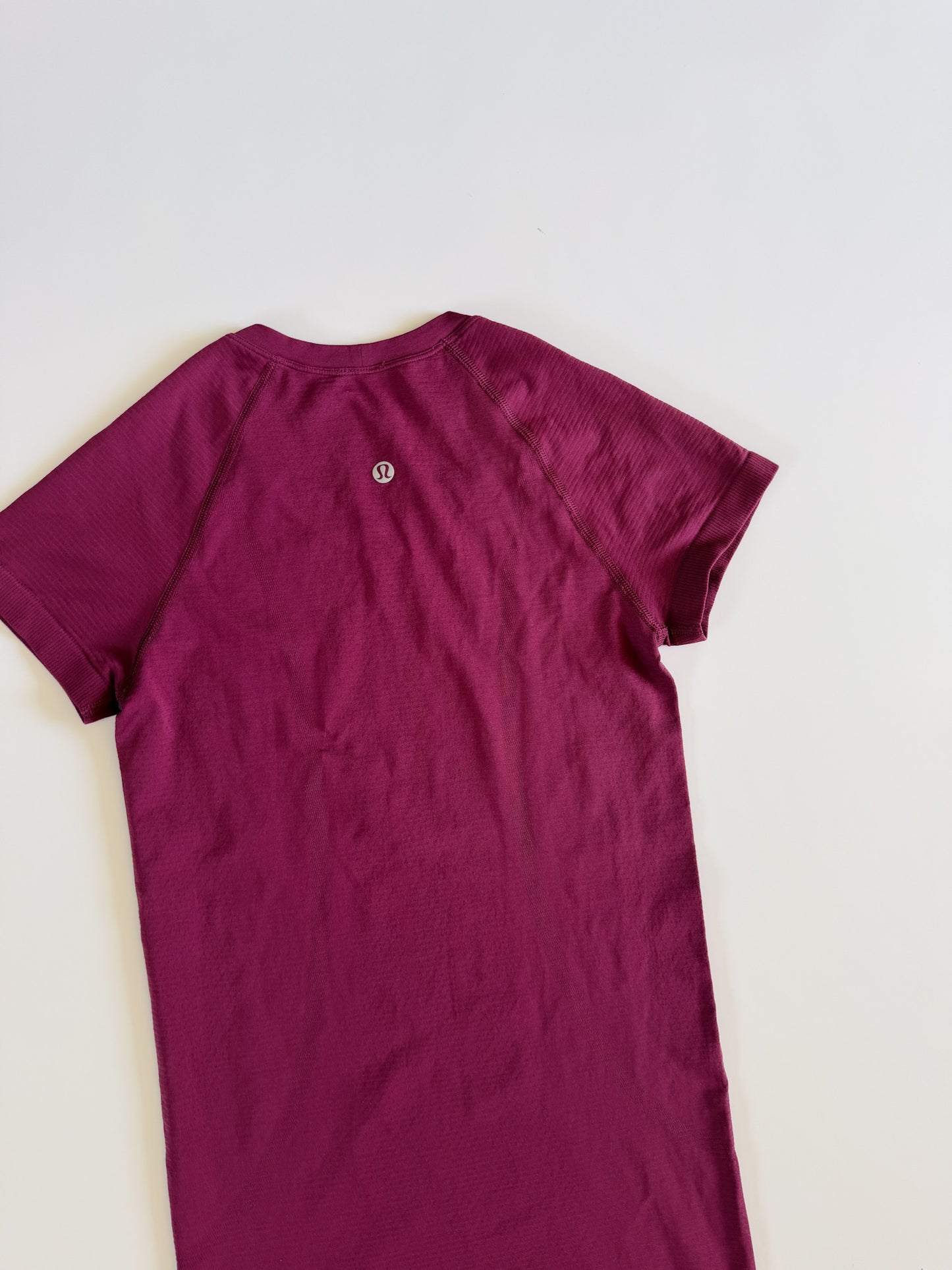 Size 2 Deep Luxe Swiftly Tech Short Sleeve 2.0