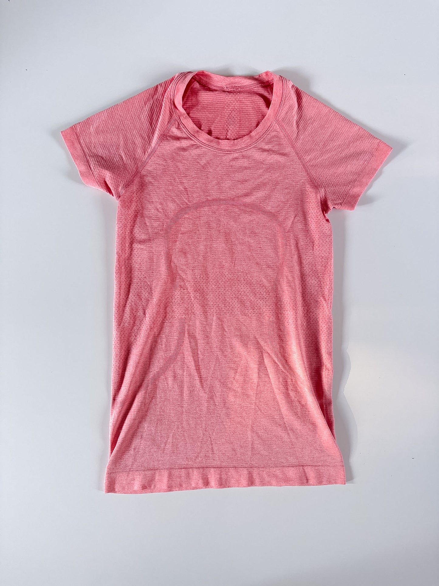 Size 2,4 Raspberry Cream Swiftly Tech Short Sleeve 2.0