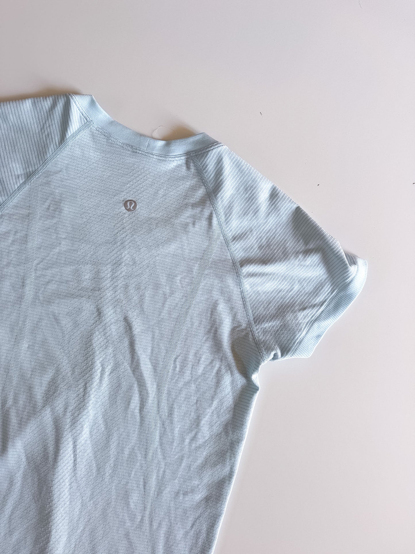 Size 6 RARE Blue Glow Swiftly Tech Short Sleeve 2.0