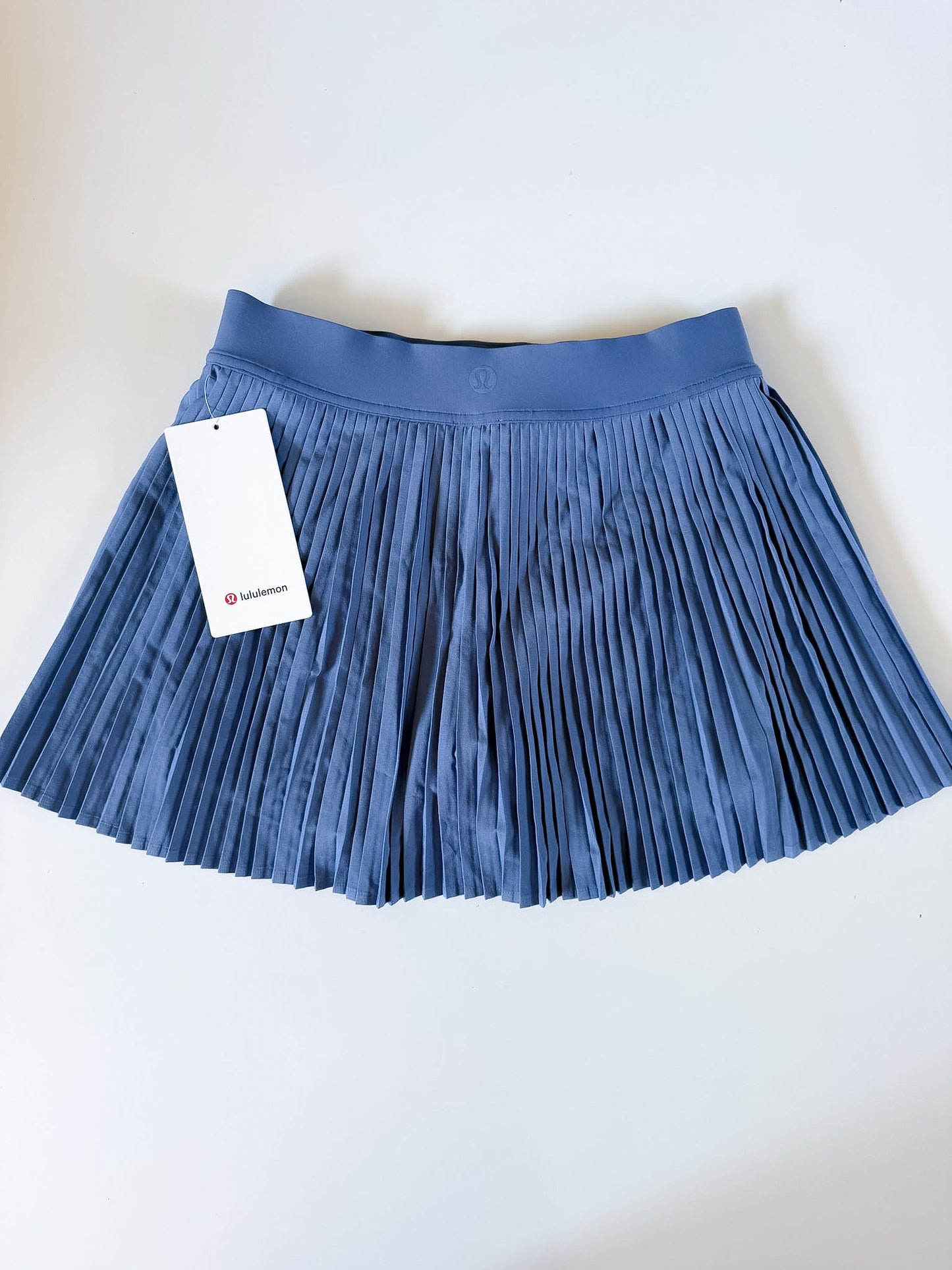 Size 6 NWT Oasis Blue Pleated Tennis Skirt