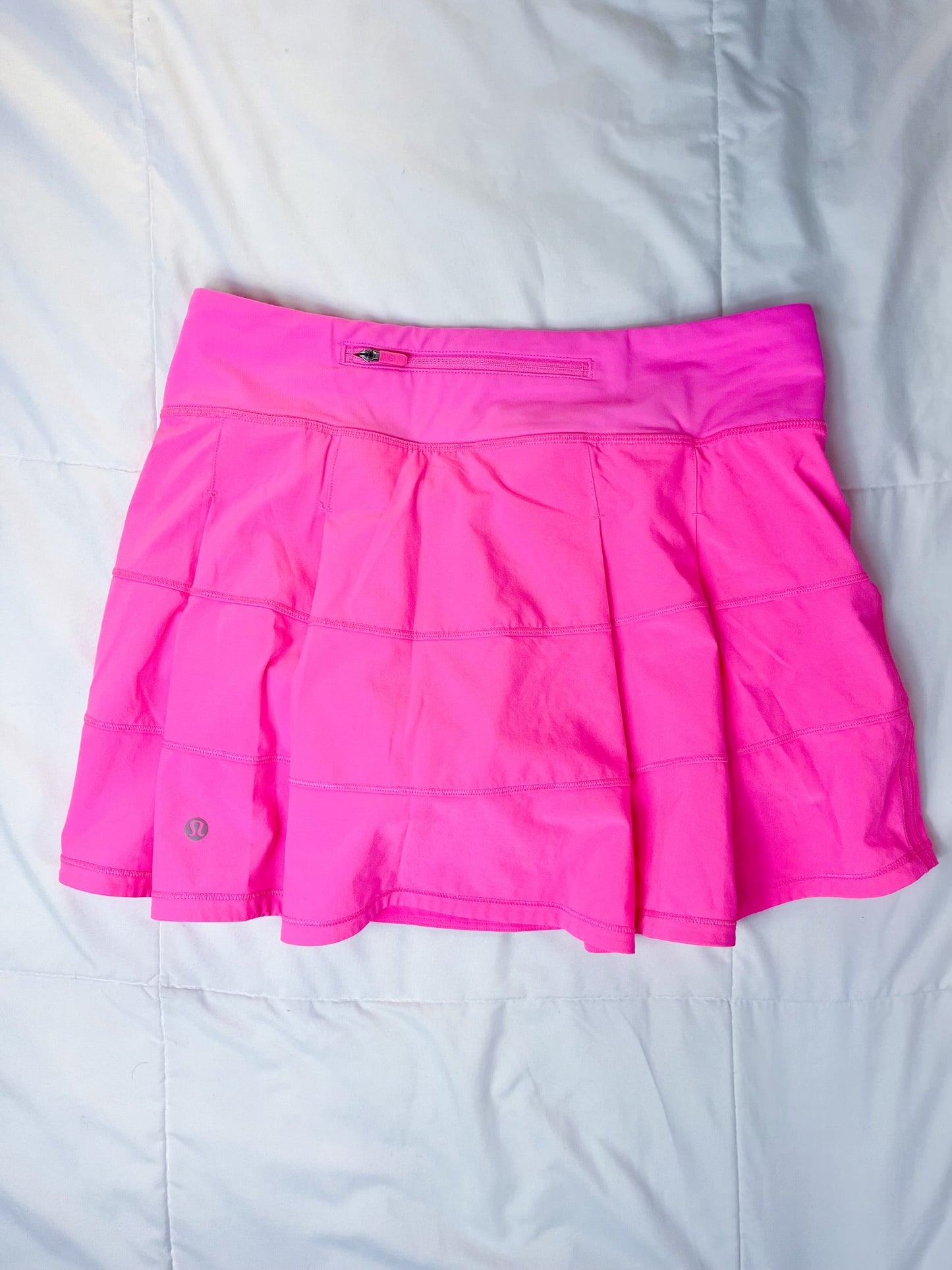 Size 6 RARE Dark Prism Pink Pace Rival Skirt 15"