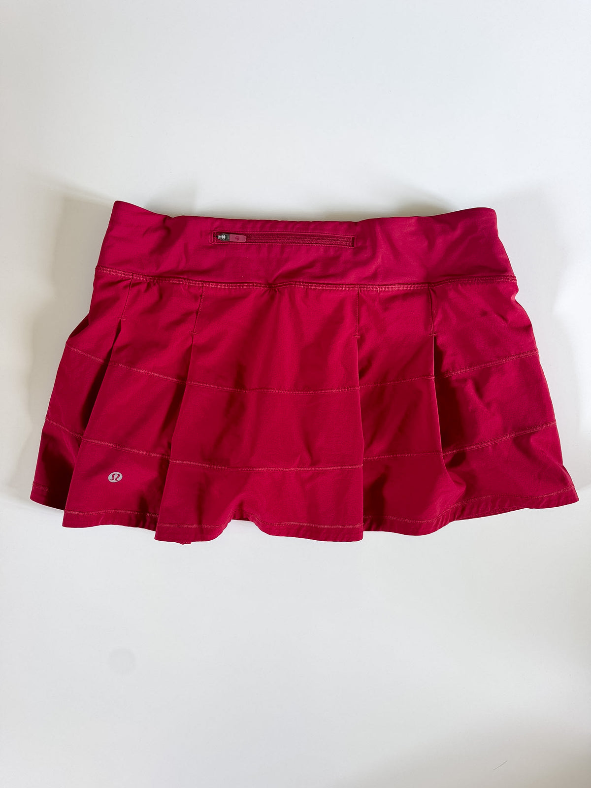 Size 8 Scarlet Pace Rival Skirt 13"