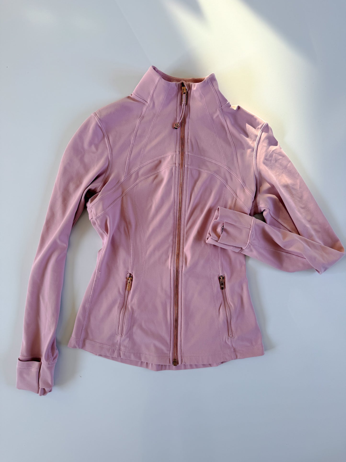 Size 6 RARE Pink Haze/Rose Gold Define