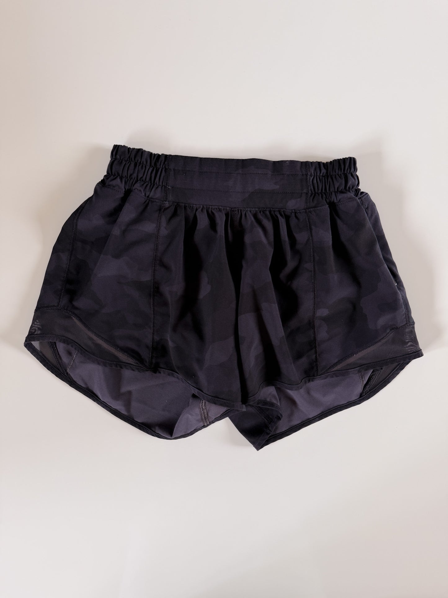 Size 8 Black Camo Hotty Hot 4"