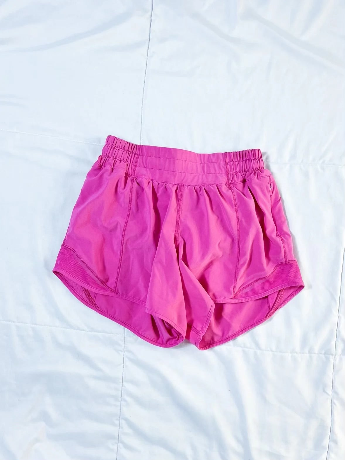 Size 0,6,8 Sonic Pink Hotty Hot 4"