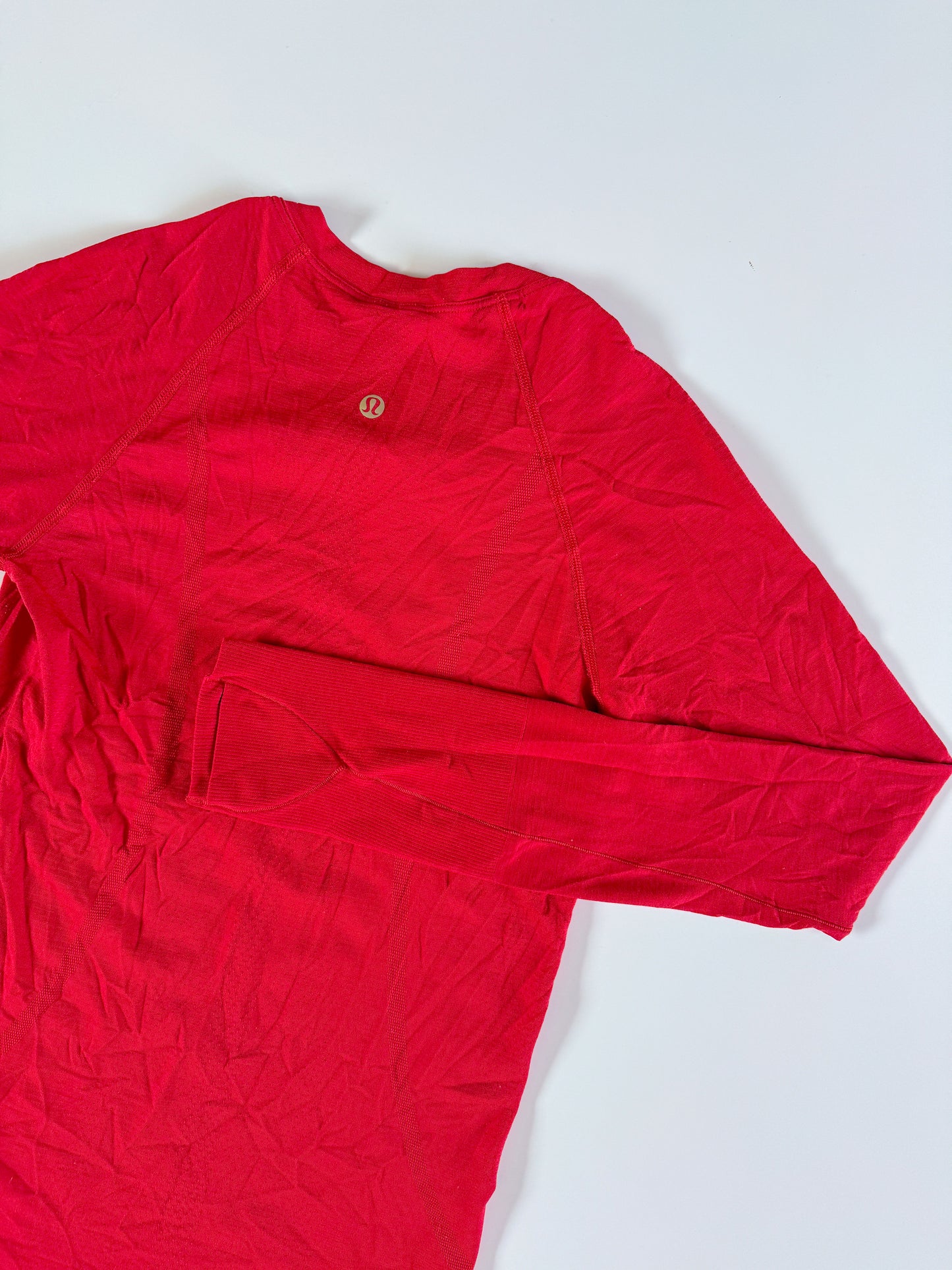 Size 0 Dark Red Swiftly Tech Long Sleeve 2.0
