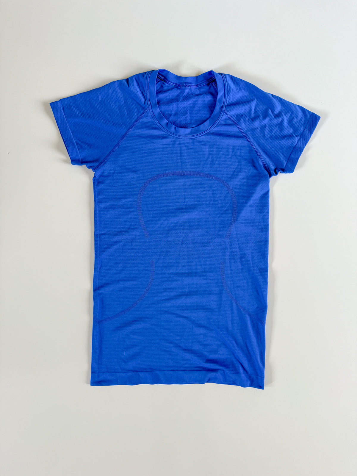 Size 6 RARE Jet Stream Swiftly Tech Short-Sleeve 2.0 description