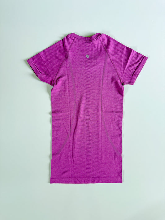 Size 0 Vivid Plum Swiftly Tech Short Sleeve 2.0