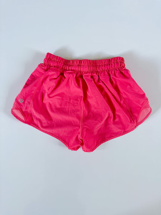Size 0 Lipgloss Hotty Hot 2.5"  flaw