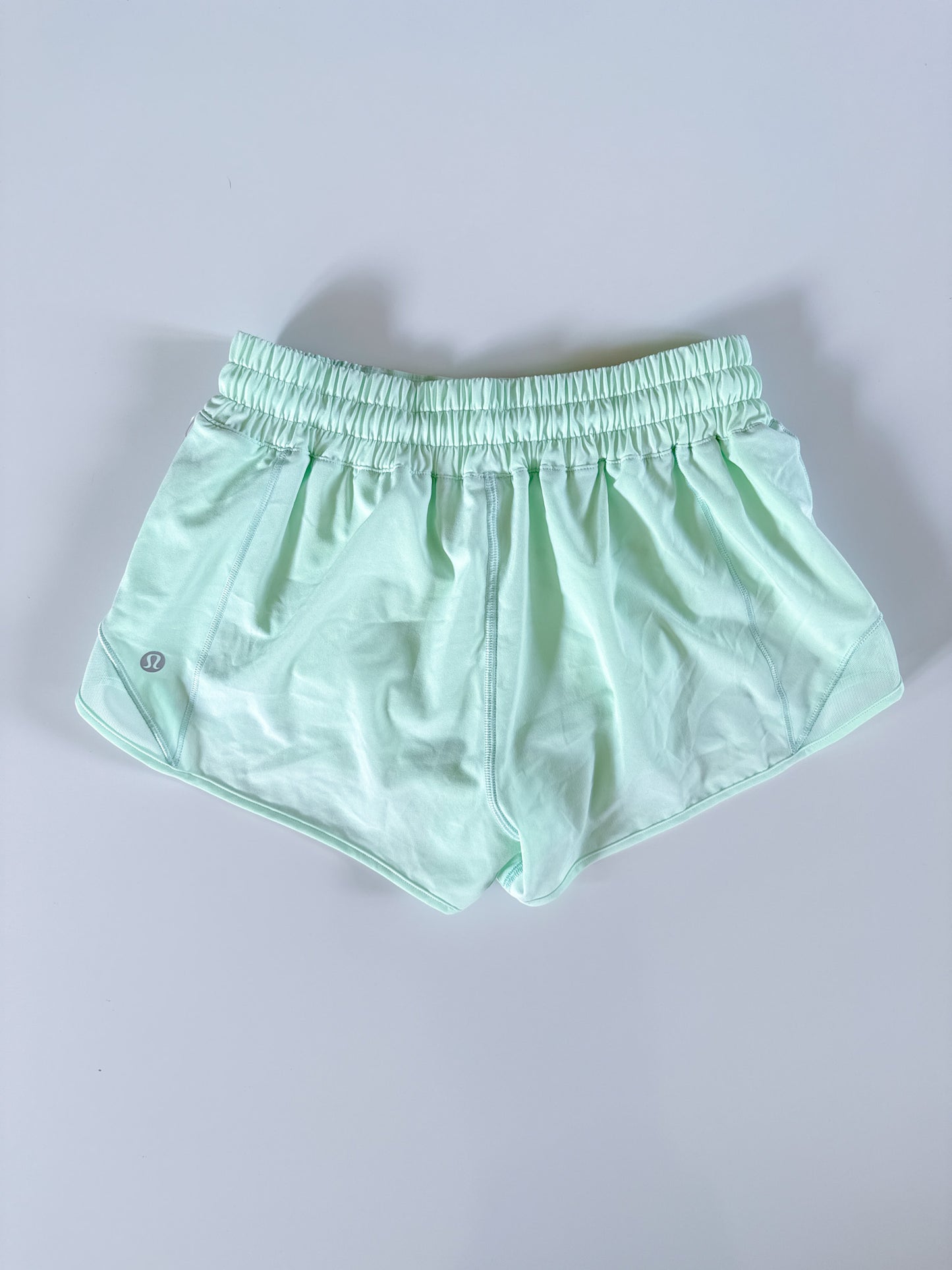 Size 2 Mint Moment Hotty Hot 2.5"
