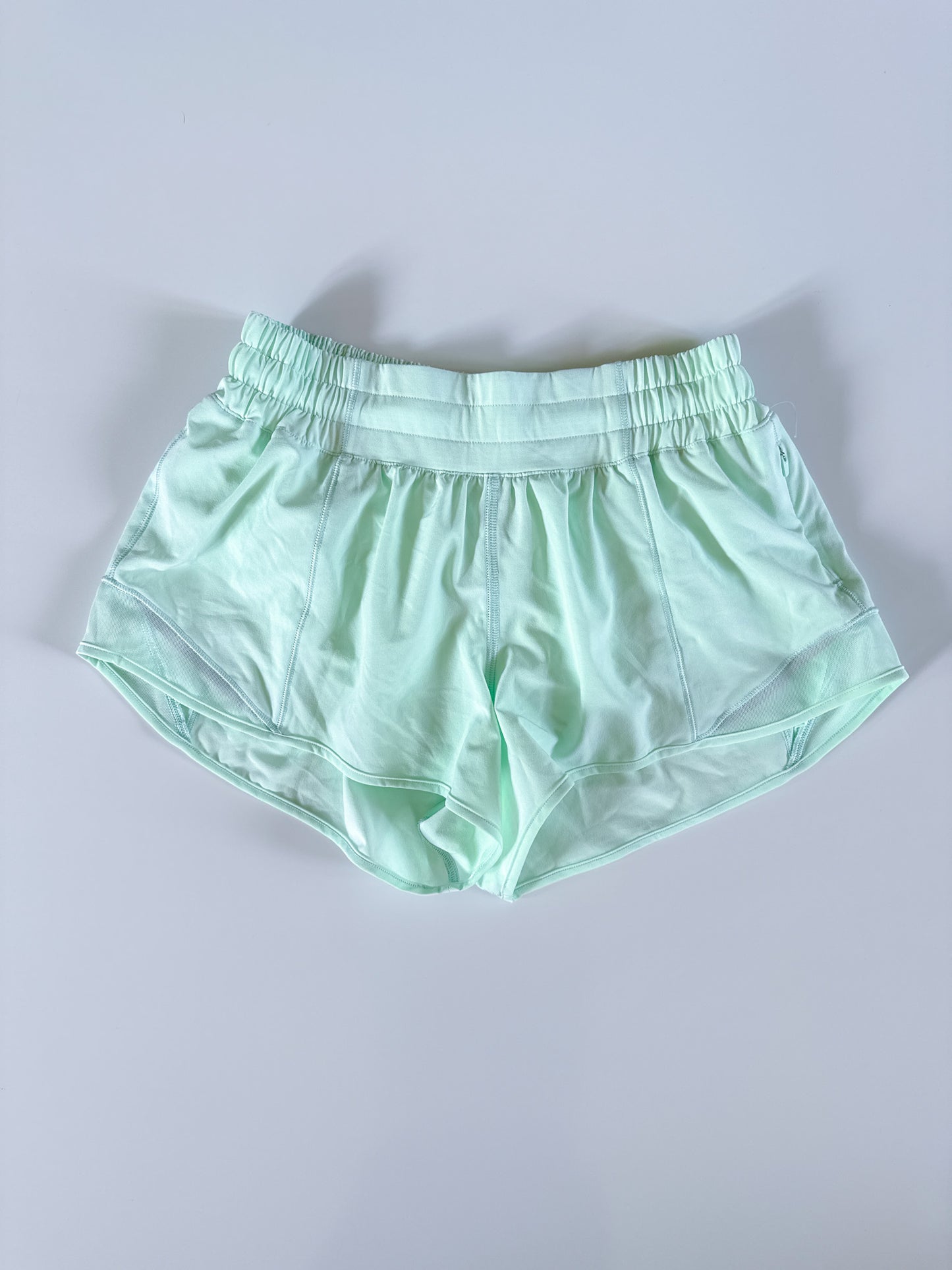 Size 2 Mint Moment Hotty Hot 2.5"