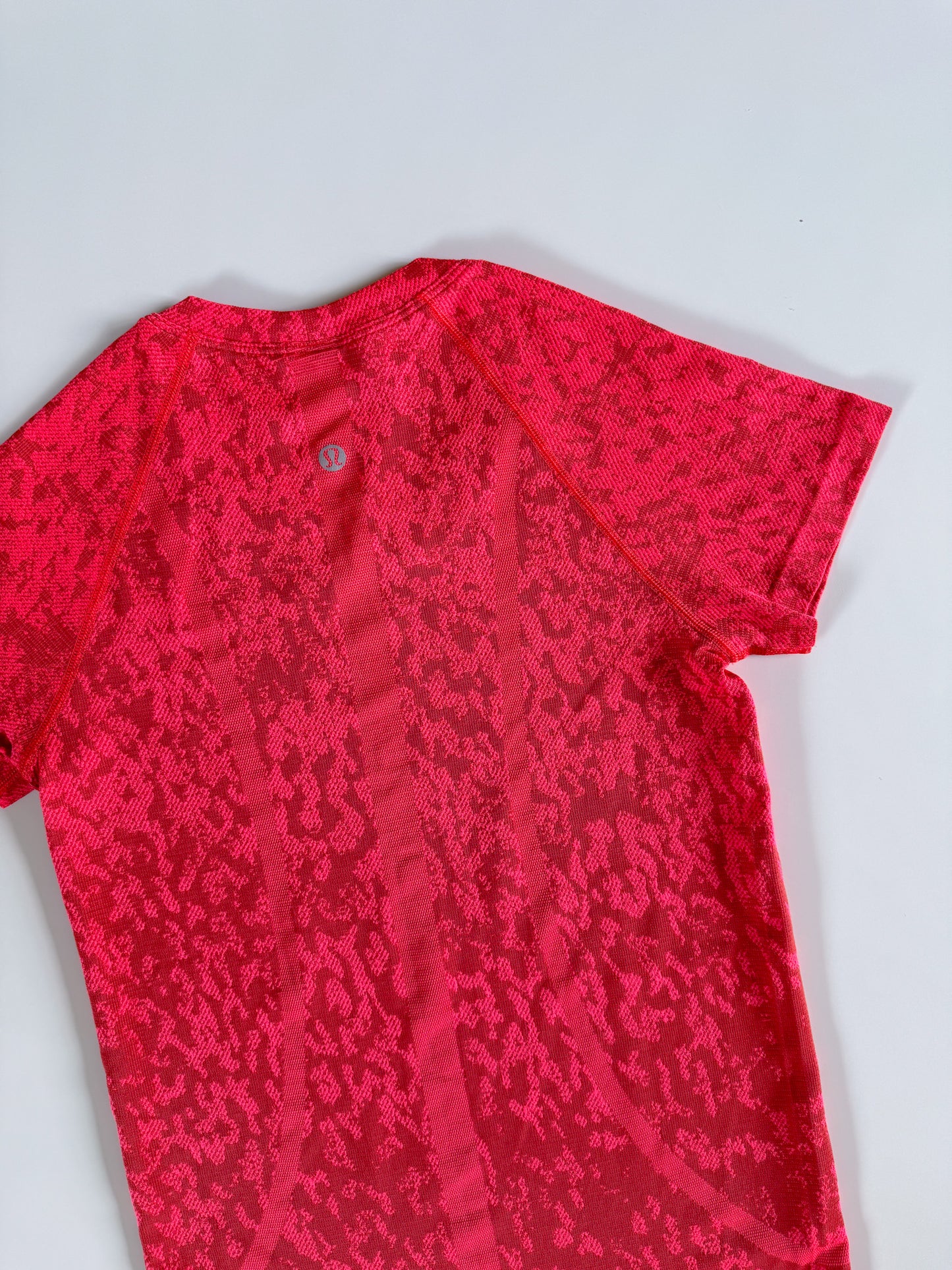 Size 0 RARE Red Cheetah Swiftly Tech Short Sleeve