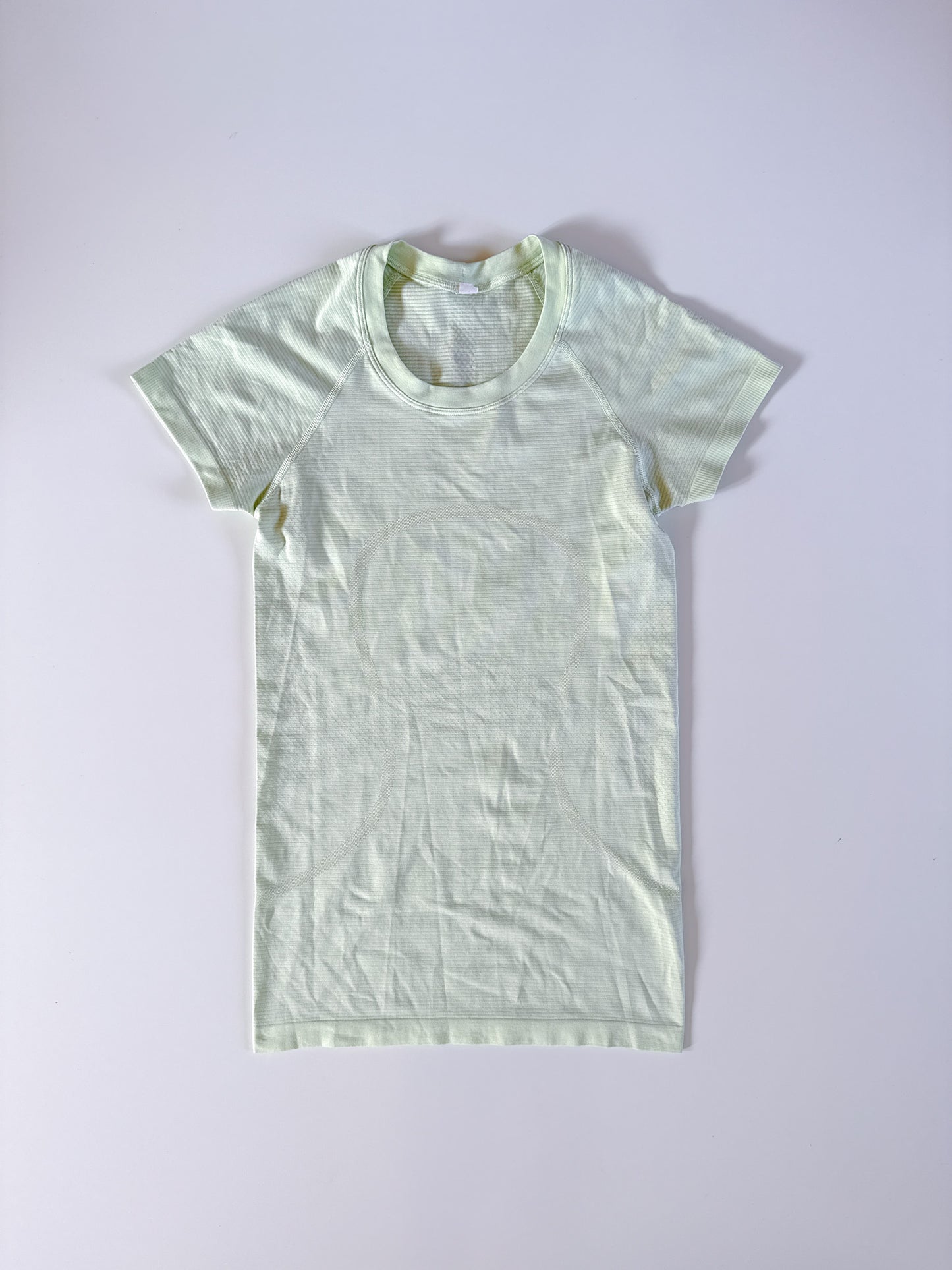 Size 4 Creamy Mint Swiftly Tech Short Sleeve 2.0
