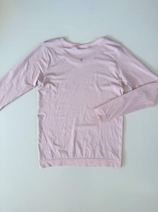 Size 6 Flush Pink Swiftly Tech Relaxed Long Sleeve 2.0 flaw