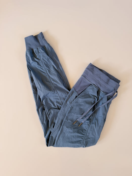 Size 0 Water Drop Dance Studio Mid-Rise Jogger