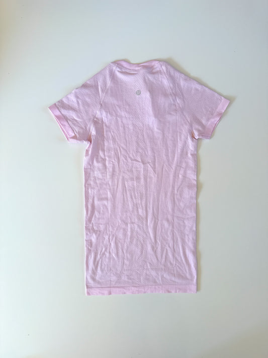 Size 2 Pink Organza Swiftly Tech Short Sleeve 2.0