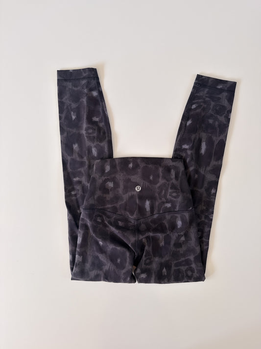 Size 0 Leopard Align 25"