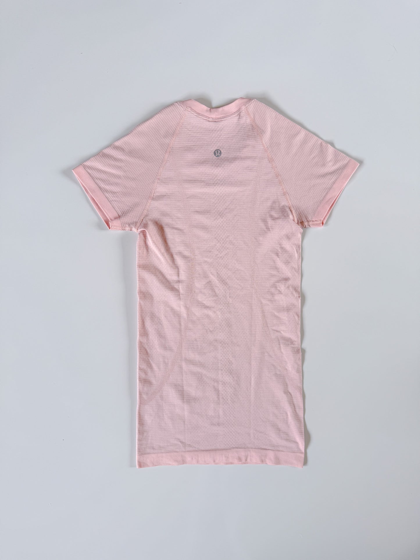 Size 0 Dew Pink Swiftly Tech Short Sleeve 2.0