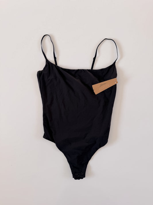 S NWT Onyx Fits Everybody Cami Bodysuit