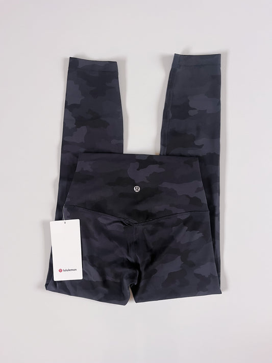 Size 6,8,10 NWT Black Camo Align 25"